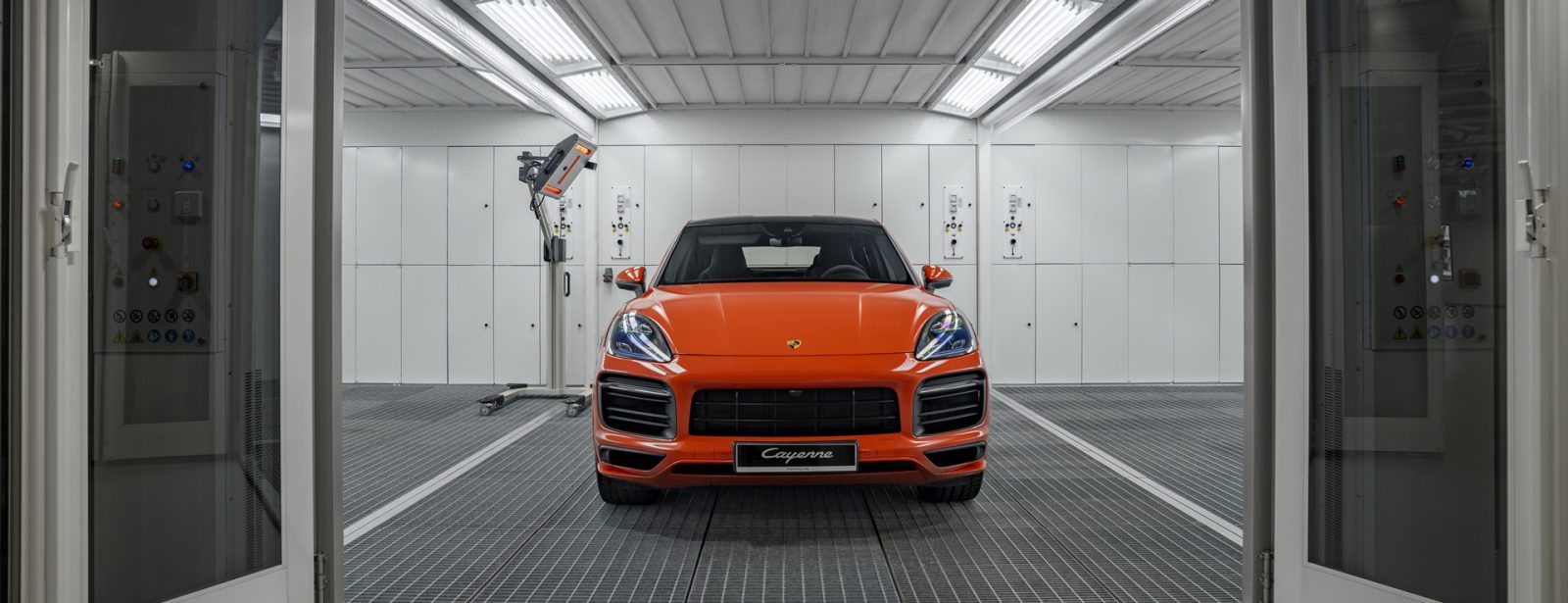 Cận cảnh hai chiếc Porsche Macan độc bản tại Hà Nội- Ảnh 14.