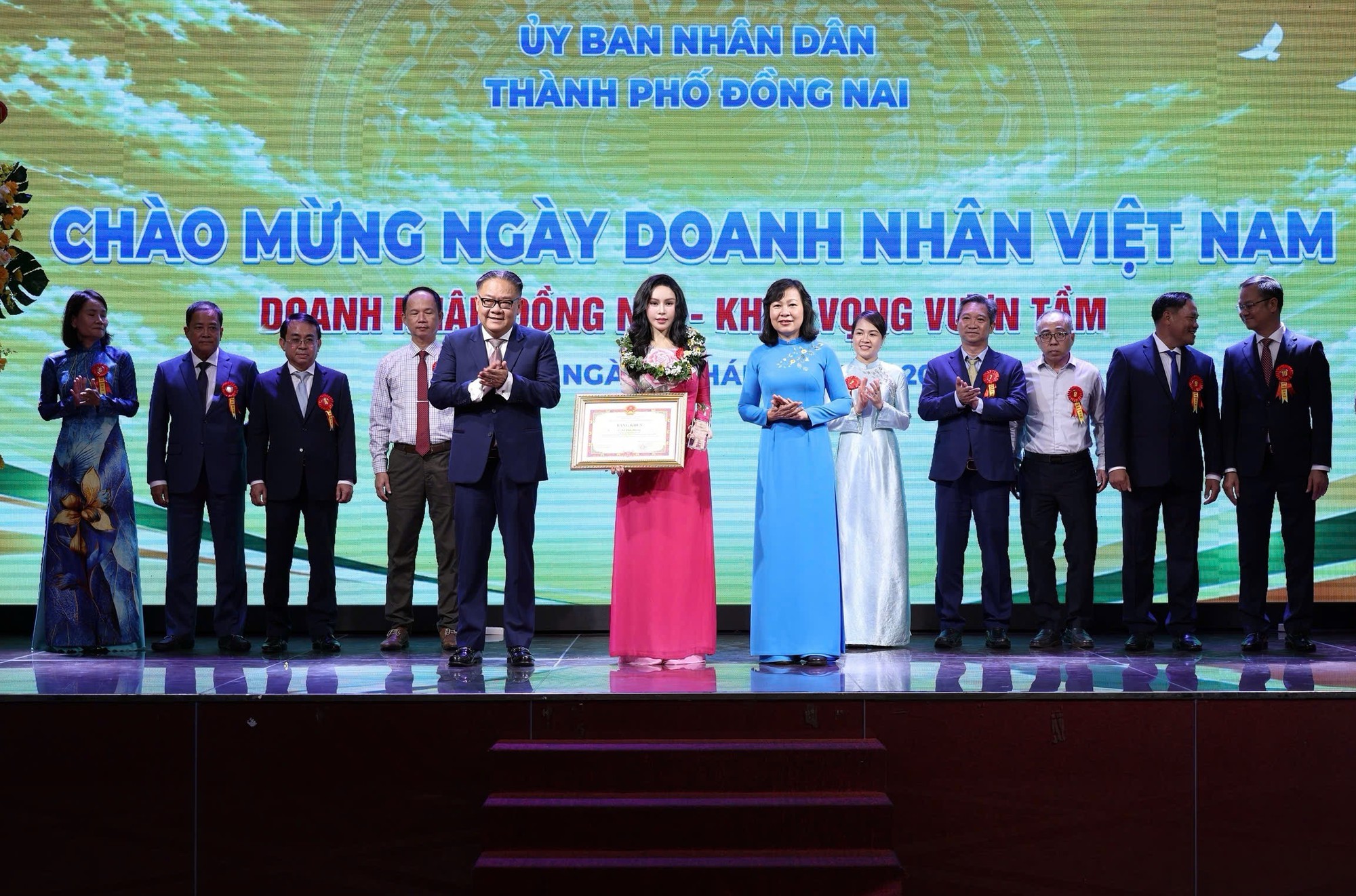 Doanh nghiệp đồng hành phát triển hạ tầng, kiến tạo đô thị Đồng Nai hiện đại- Ảnh 1.