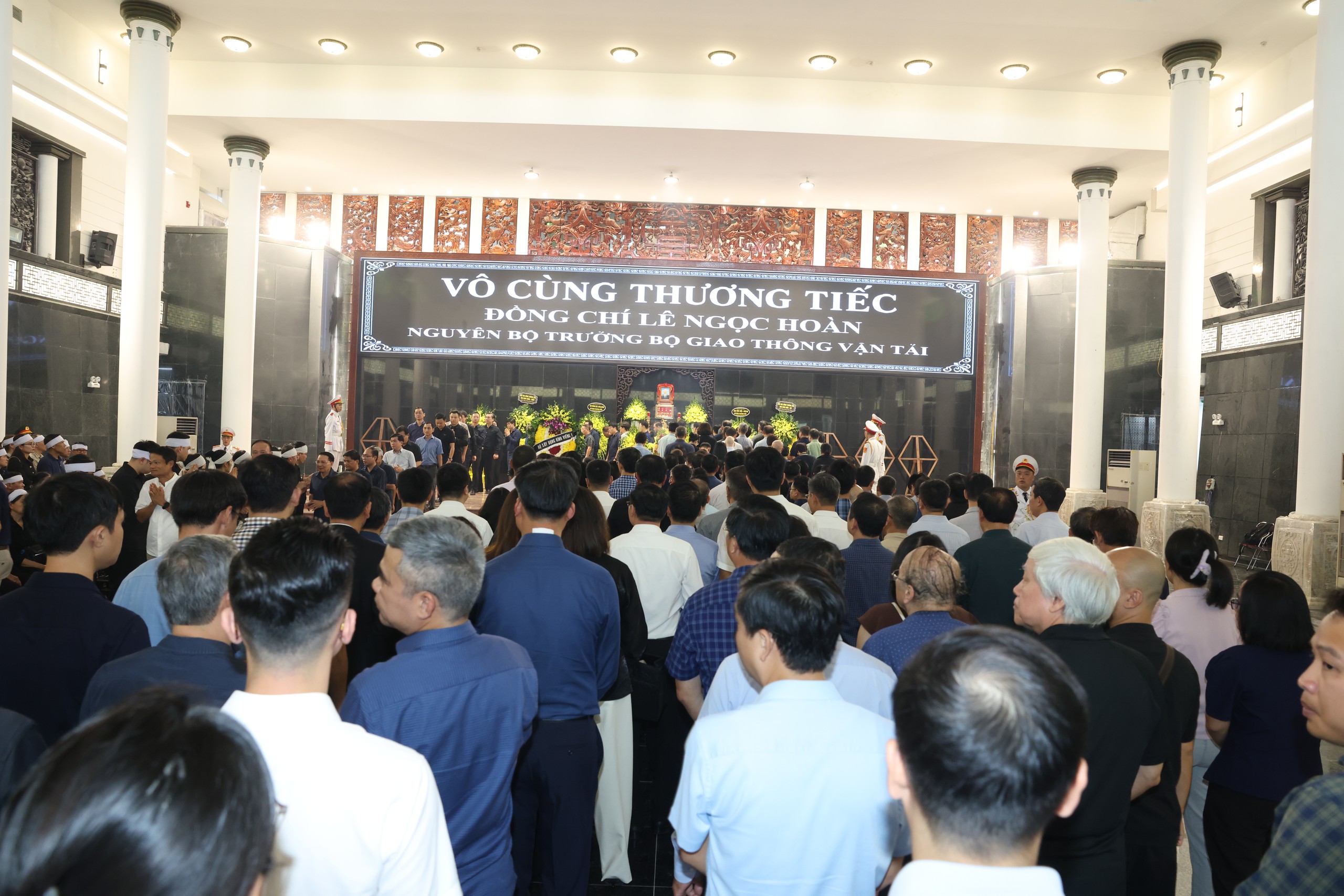 Tiễn biệt nguy&ecirc;n Bộ trưởng L&ecirc; Ngọc Ho&agrave;n, người d&agrave;nh trọn đời cho ng&agrave;nh giao th&ocirc;ng vận tải - Ảnh 9.
