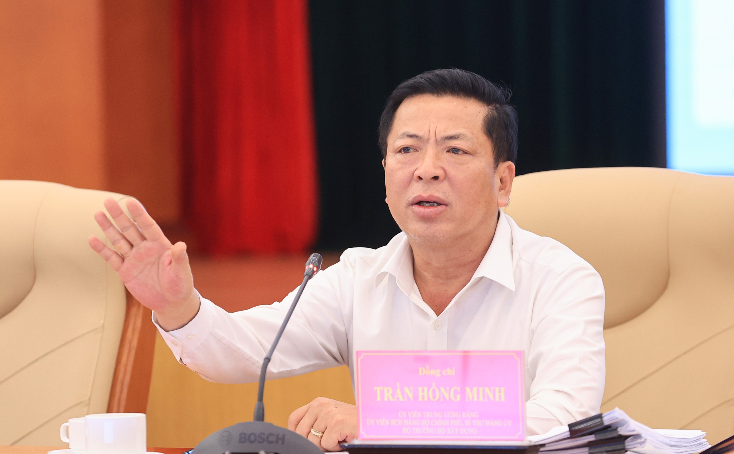 Bộ X&acirc;y dựng bước v&agrave;o giai đoạn nước r&uacute;t, quyết ho&agrave;n th&agrave;nh mục ti&ecirc;u năm 2026- Ảnh 2.