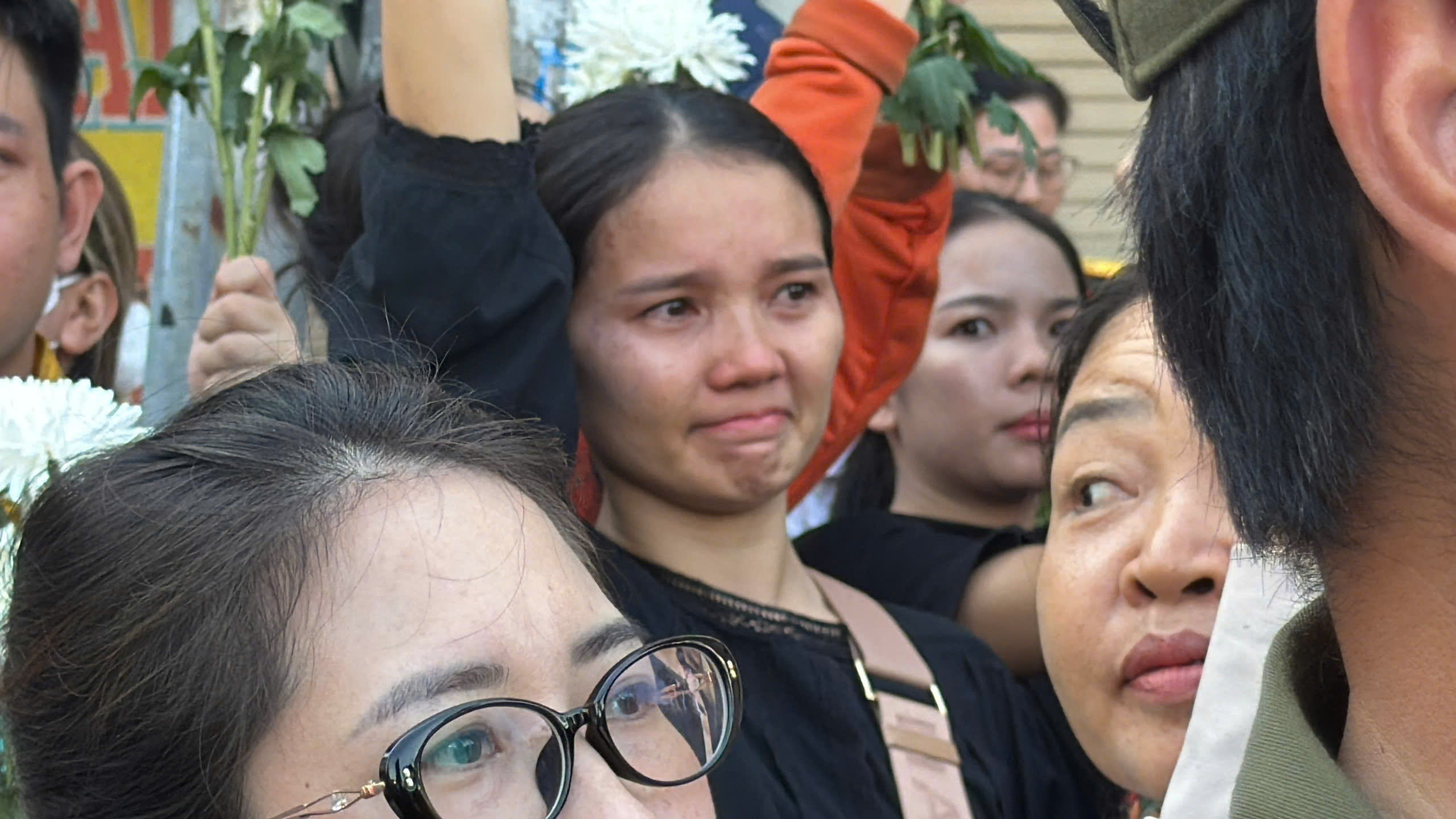 TP.HCM truy điệu, an t&aacute;ng 731 h&agrave;i cốt liệt sĩ được t&igrave;m kiếm tại C&ocirc;ng vi&ecirc;n L&ecirc; Thị Ri&ecirc;ng- Ảnh 21.