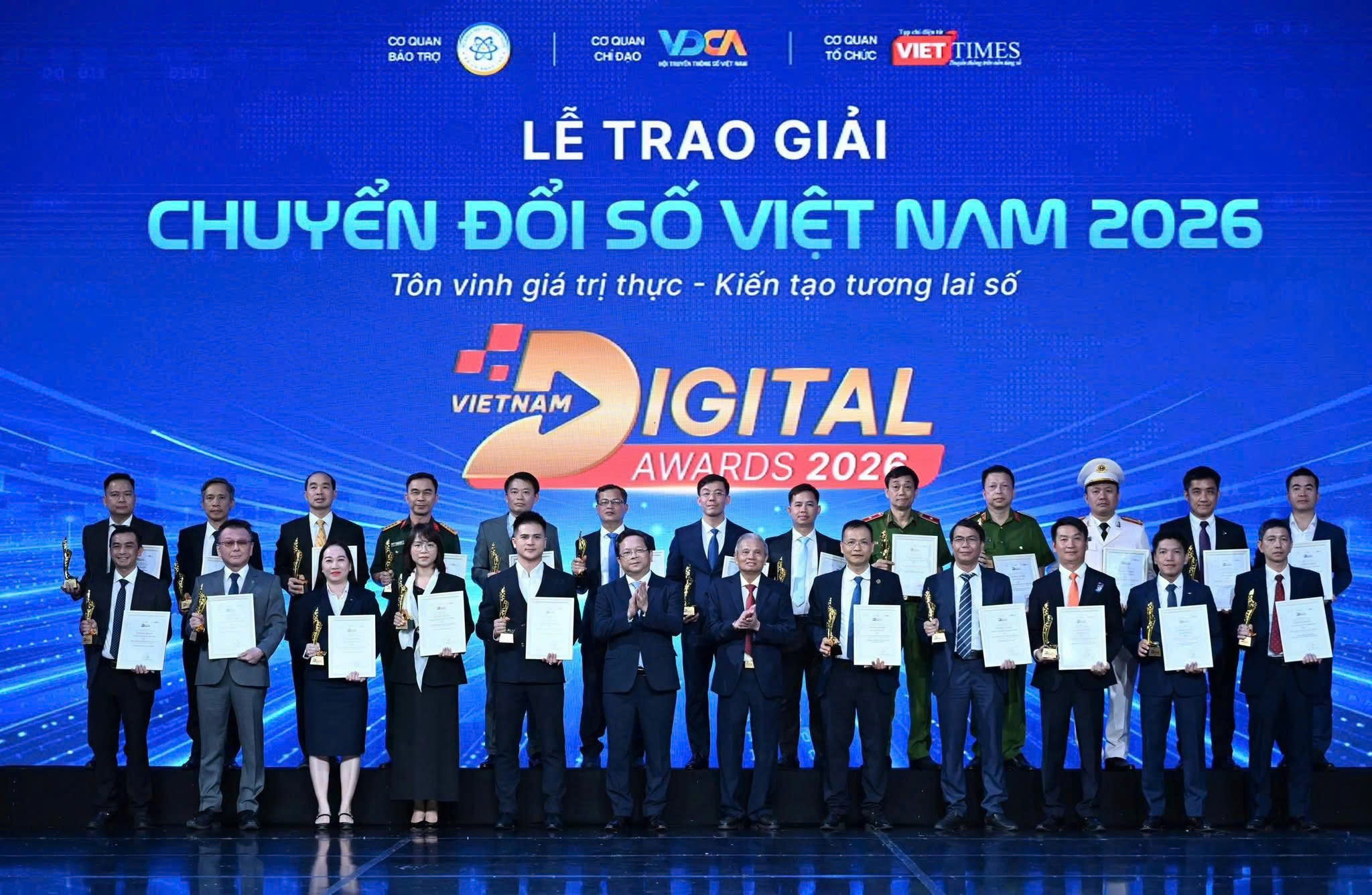 TP Huế được vinh danh tại giải thưởng chuyển đổi số Việt Nam 2026- Ảnh 2.