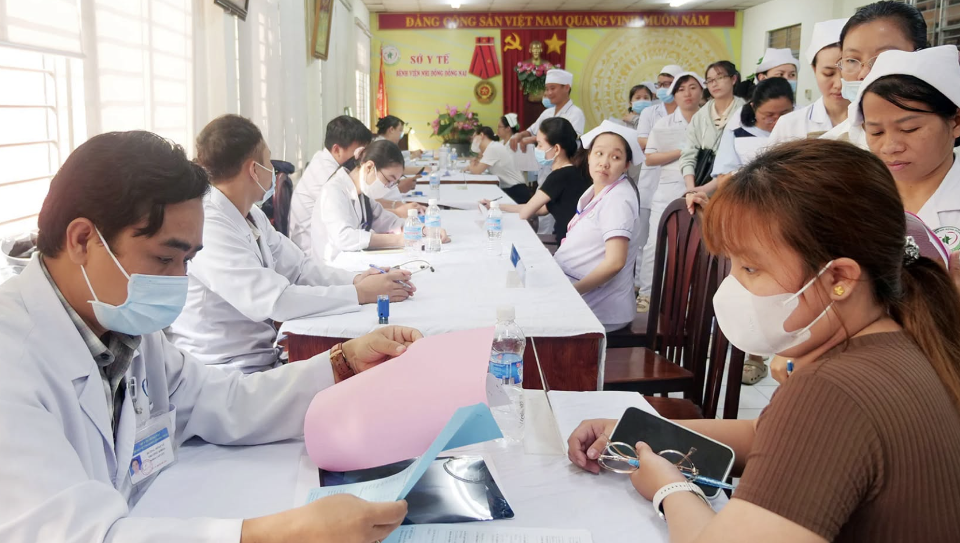 Đồng Nai: Hơn 3,5 triệu người d&acirc;n được kh&aacute;m sức khỏe, s&agrave;ng lọc miễn ph&iacute;- Ảnh 2.