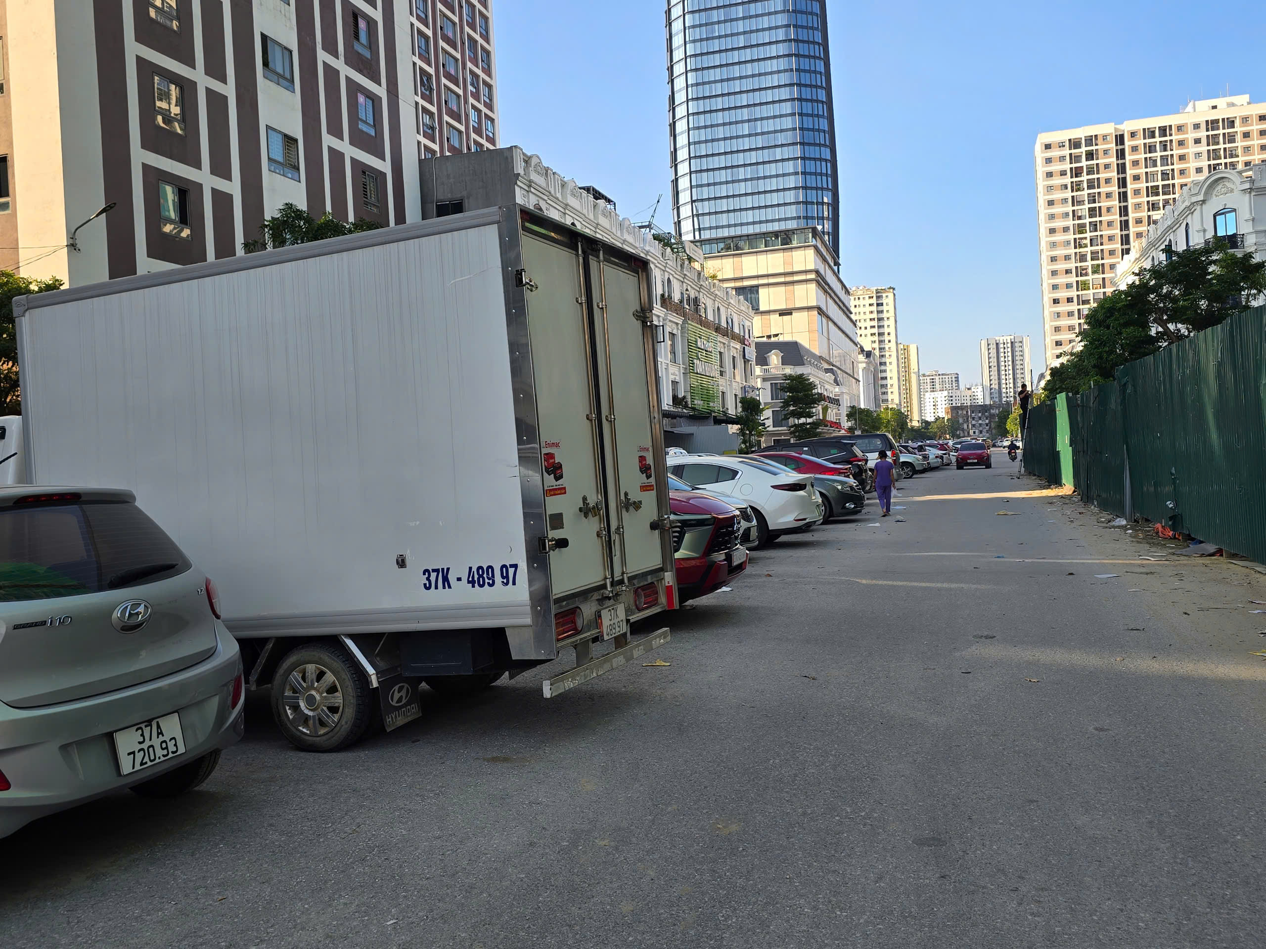Nghệ An: R&agrave; so&aacute;t quy hoạch, tổ chức lại kh&ocirc;ng gian đỗ xe đ&ocirc; thị - Ảnh 8.
