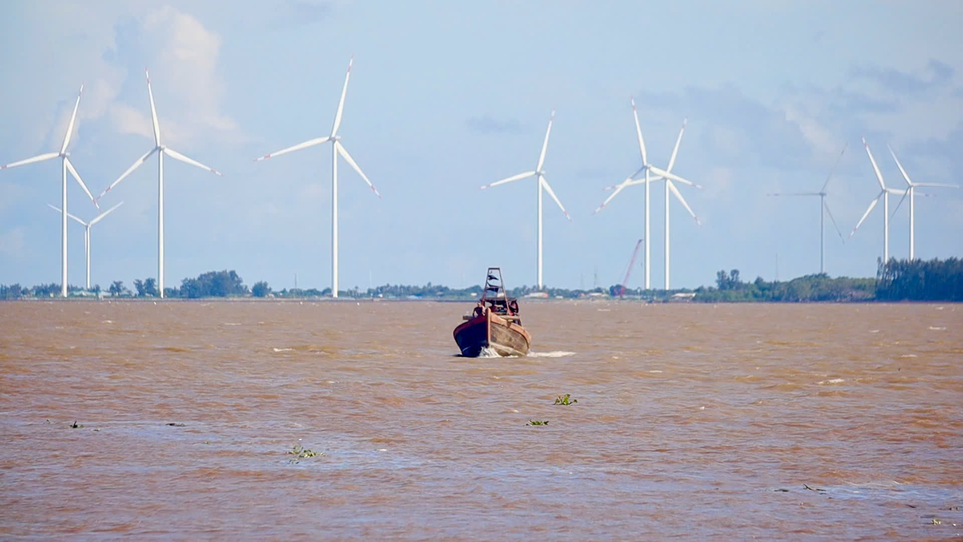 Vĩnh Long phát huy nội lực, tăng tốc quyết tâm đạt mục tiêu tăng trưởng cuối năm- Ảnh 2.