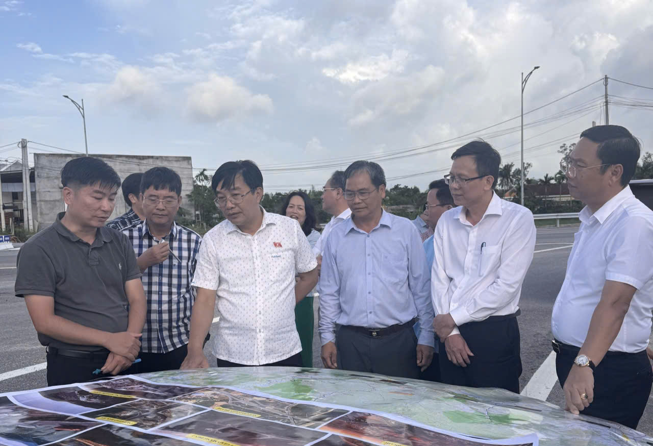 Quảng Ng&atilde;i quyết t&acirc;m ho&agrave;n th&agrave;nh cao tốc Quảng Ng&atilde;i - Kon Tum trước năm 2030- Ảnh 2.