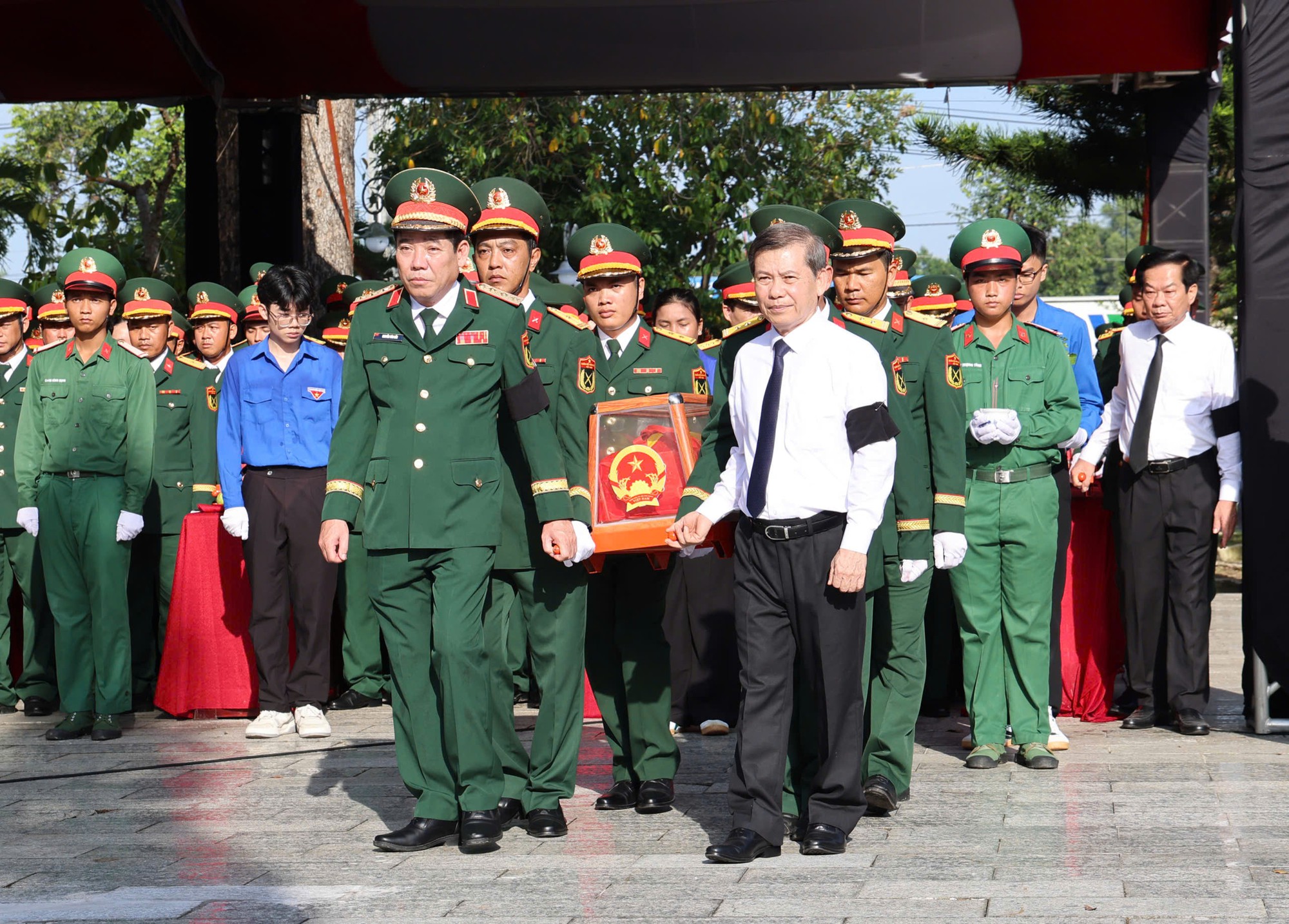 Cần Thơ an t&aacute;ng 120 h&agrave;i cốt liệt sĩ t&igrave;m kiếm tại địa b&agrave;n th&agrave;nh phố- Ảnh 1.