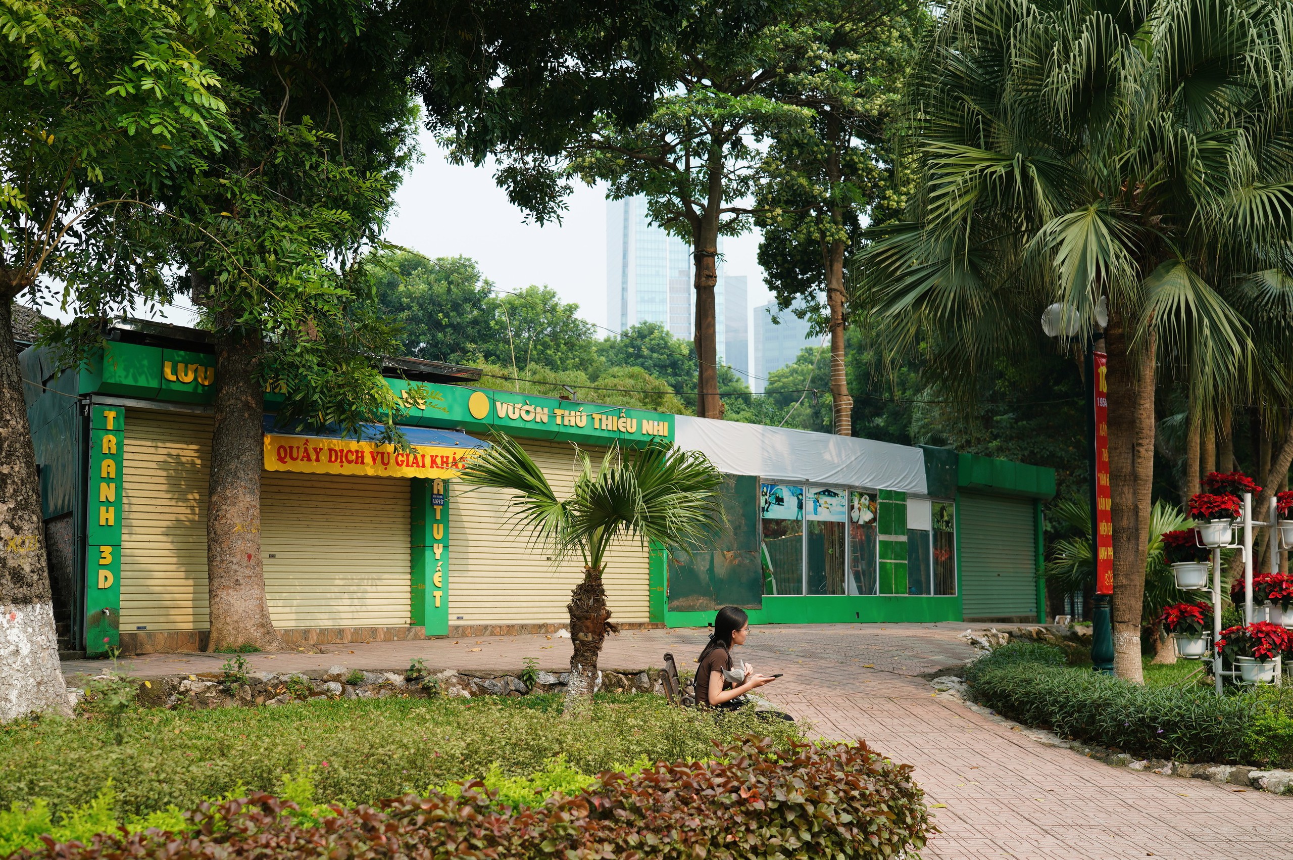 Diện mạo C&ocirc;ng vi&ecirc;n Thủ Lệ trước đề xuất mở 70% diện t&iacute;ch cho cộng đồng- Ảnh 9.