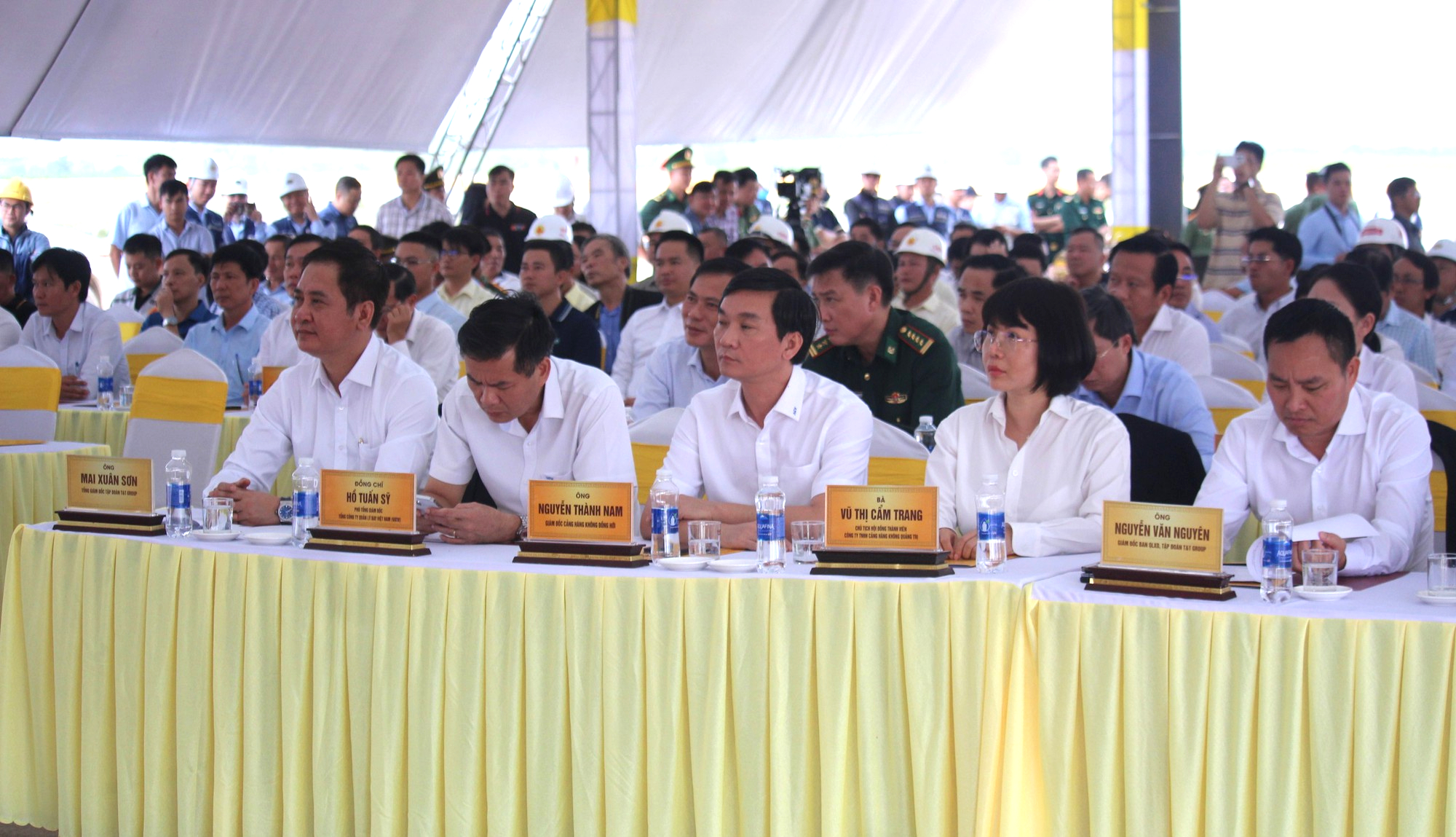 Thực hiện th&agrave;nh c&ocirc;ng bay kiểm tra chướng ngại vật đường cất hạ c&aacute;nh s&acirc;n bay Quảng Trị- Ảnh 4.