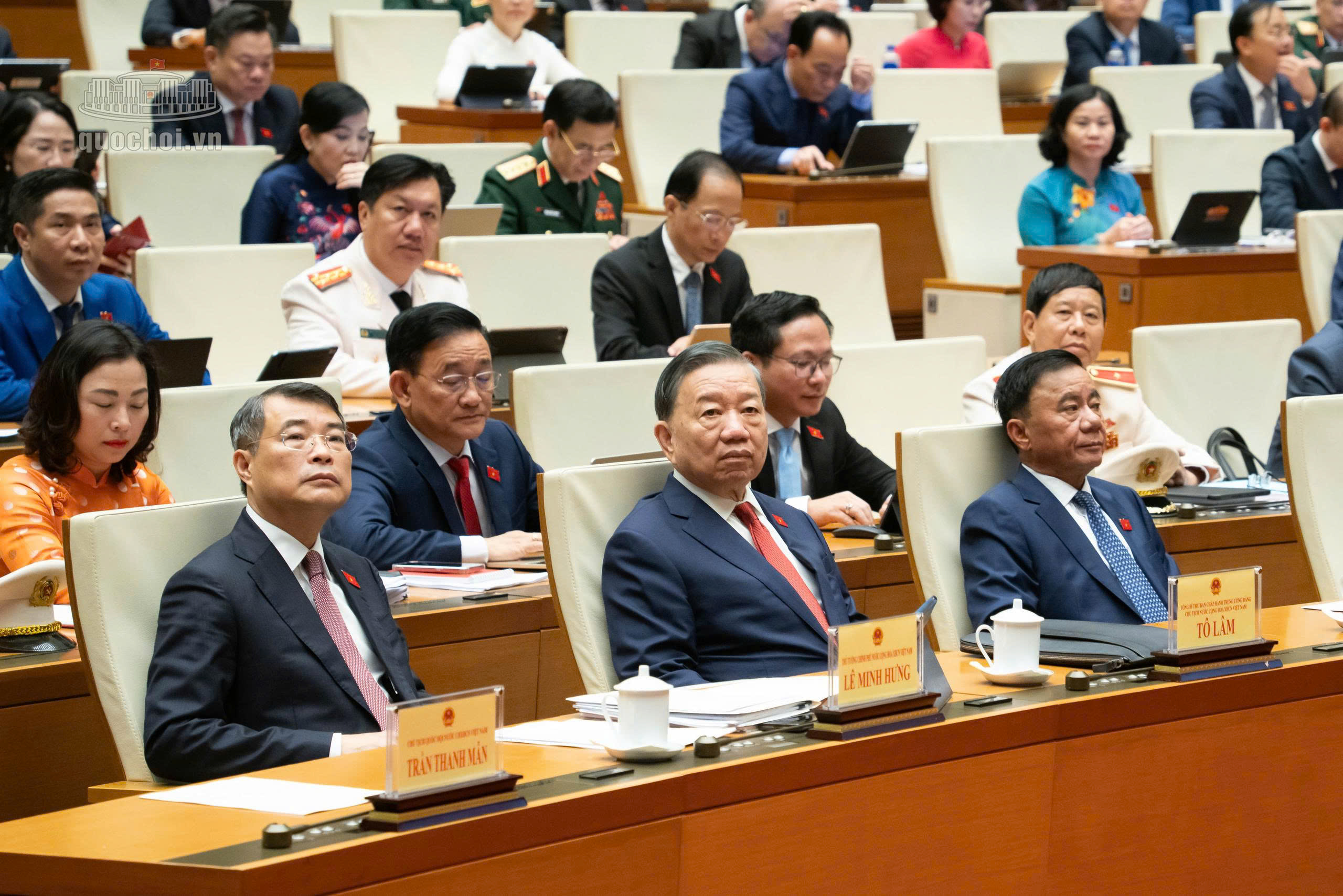 Thủ tướng: Tăng trưởng hai con số gắn với ổn định kinh tế vĩ m&ocirc;, kiểm so&aacute;t lạm ph&aacute;t - Ảnh 2.