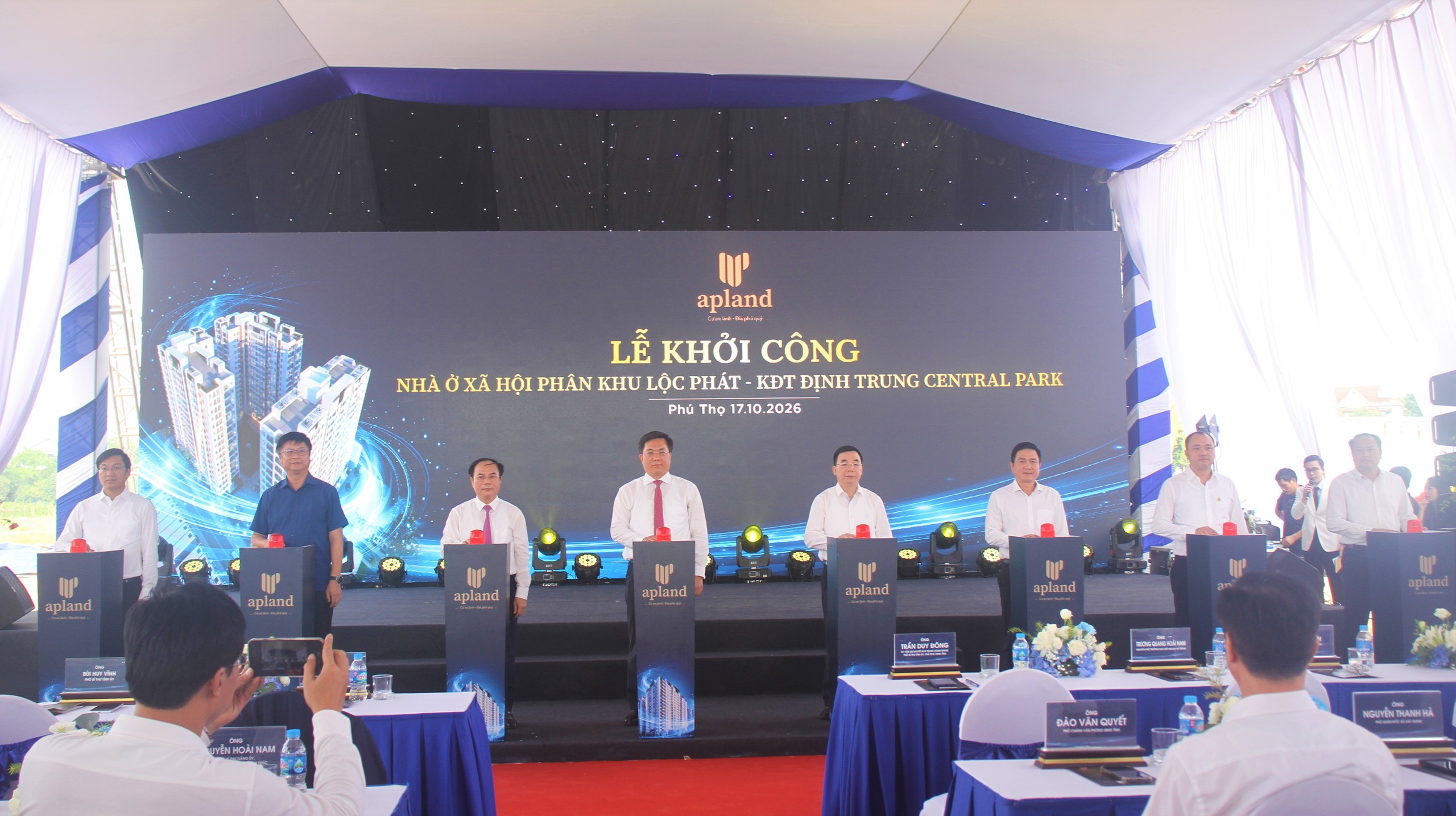 Thứ trưởng Nguyễn Văn Sinh dự Lễ khởi c&ocirc;ng nh&agrave; ở x&atilde; hội ph&acirc;n khu Lộc Ph&aacute;t tại Ph&uacute; Thọ - Ảnh 4.