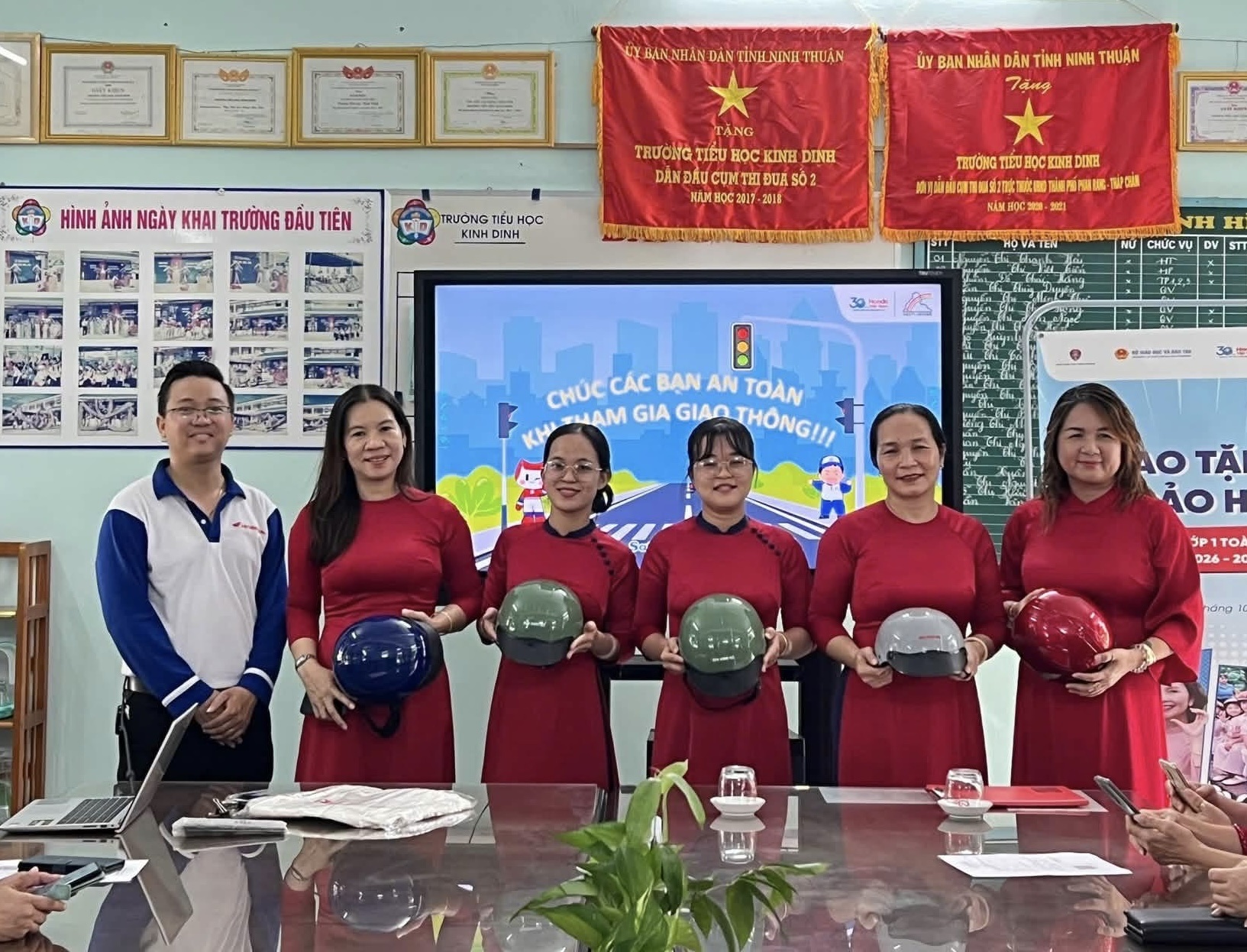 Kh&aacute;nh H&ograve;a: Hơn 700 người tham gia tập huấn kỹ năng l&aacute;i xe an to&agrave;n- Ảnh 2.