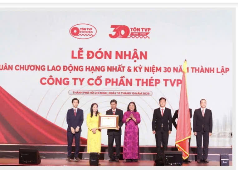 Th&eacute;p TVP đ&oacute;n nhận Hu&acirc;n chương Lao động hạng Nhất- Ảnh 1.
