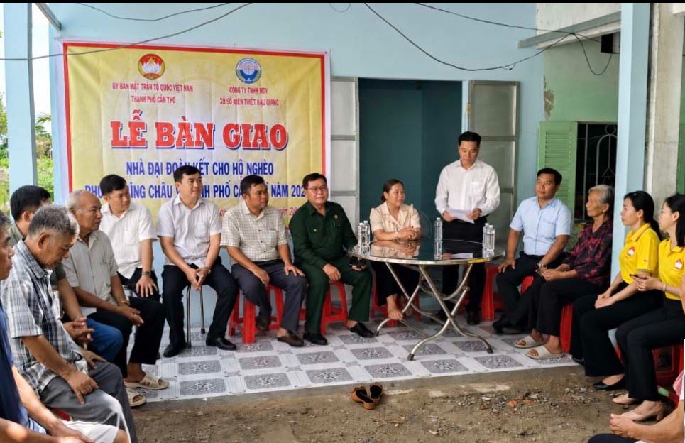 Cần Thơ: C&aacute;c c&ocirc;ng ty xổ số kiến thiết chung tay chăm lo người ngh&egrave;o- Ảnh 5.