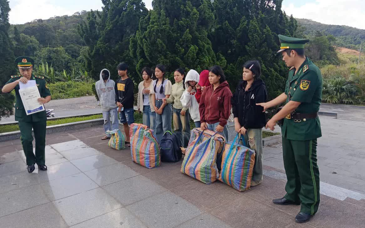 Quảng Trị triệt ph&aacute; đường d&acirc;y tổ chức cho người Trung Quốc xuất, nhập cảnh tr&aacute;i ph&eacute;p- Ảnh 4.