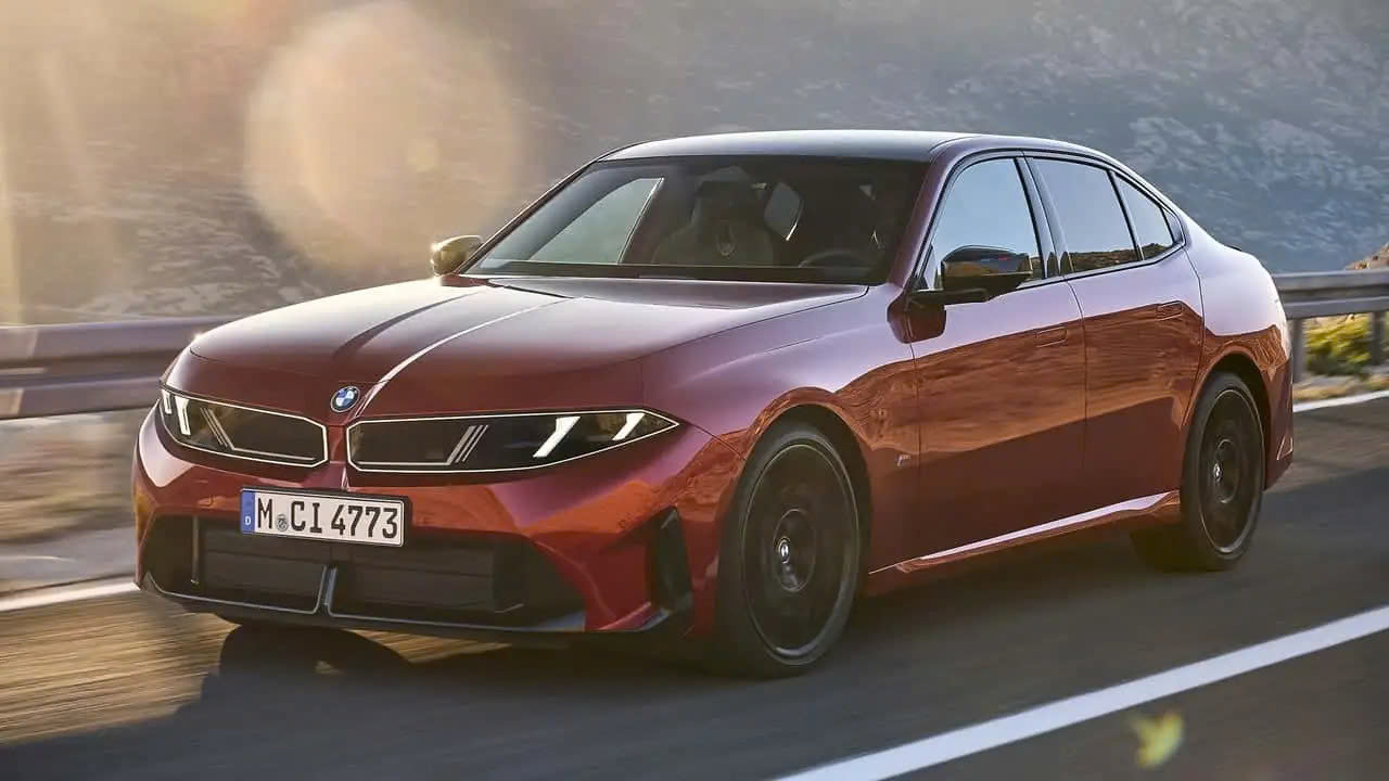 BMW 3 Series 2027 c&oacute; chế độ drift, c&ocirc;ng suất 437 m&atilde; lực - Ảnh 1.