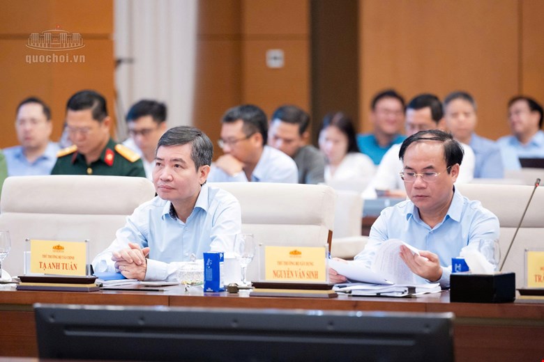 Nhiều cơ chế, ch&iacute;nh s&aacute;ch đột ph&aacute; về nh&agrave; ở cho thu&ecirc;, cải tạo chung cư cũ, quản l&yacute; chung cư- Ảnh 4.