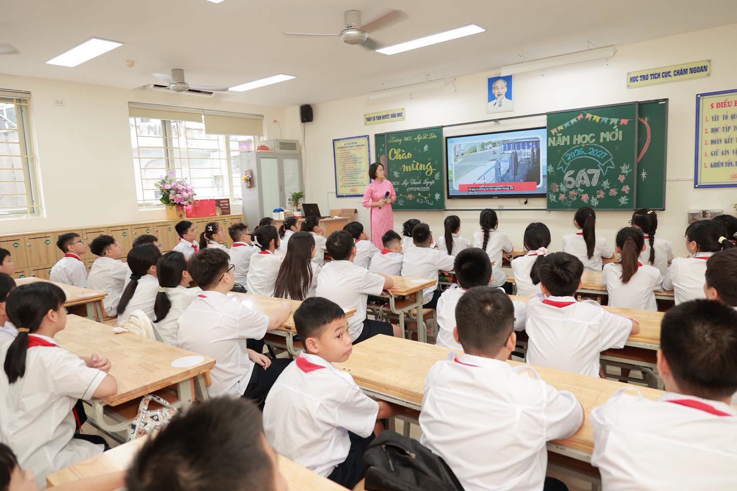 H&agrave; Nội tăng cường kiểm tra, gi&aacute;m s&aacute;t c&aacute;c khoản thu trong trường học- Ảnh 1.