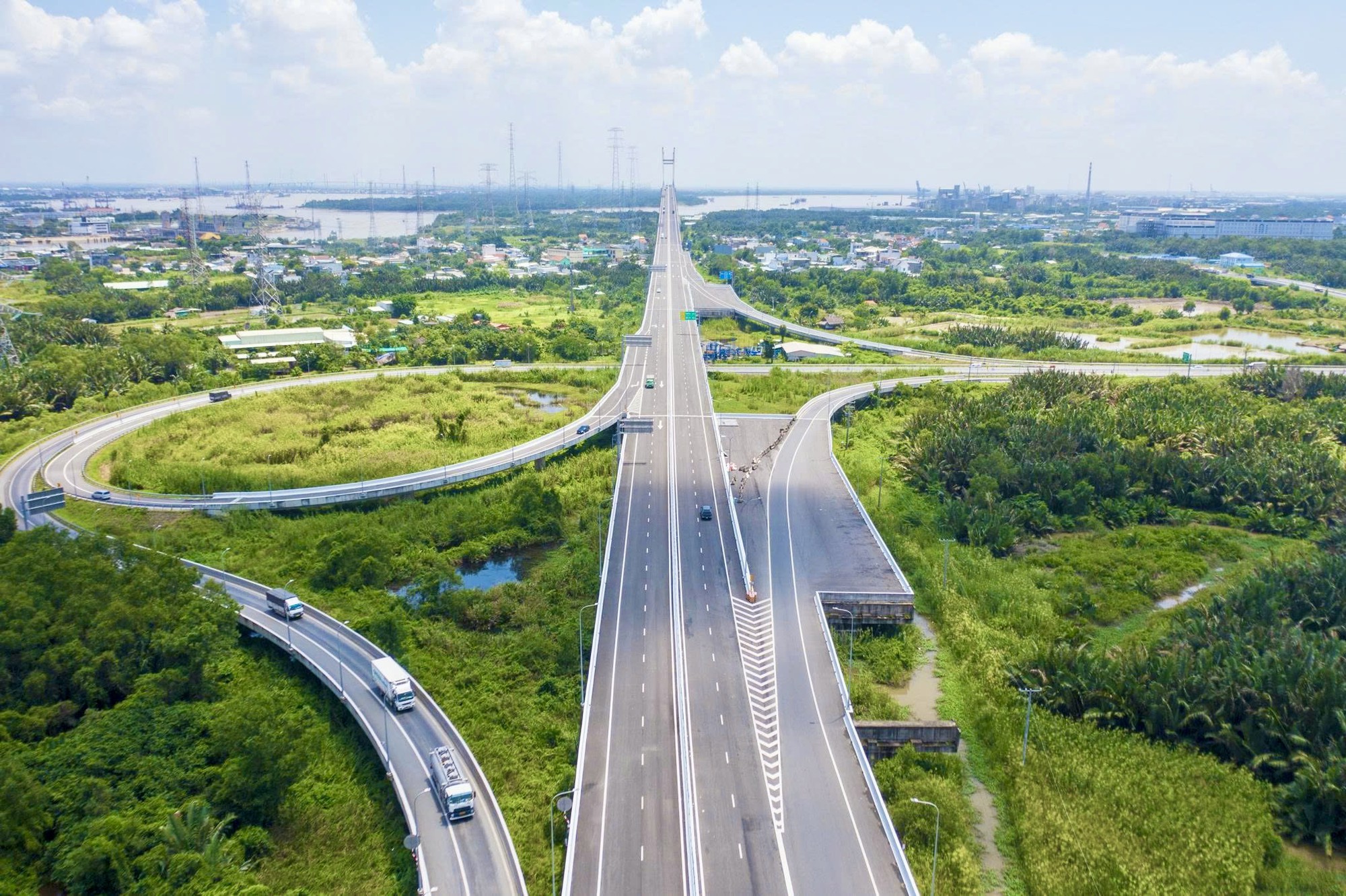 T&agrave;i xế cần lưu &yacute; g&igrave; khi đi to&agrave;n tuyến cao tốc Bến Lức - Long Th&agrave;nh? - Ảnh 5.