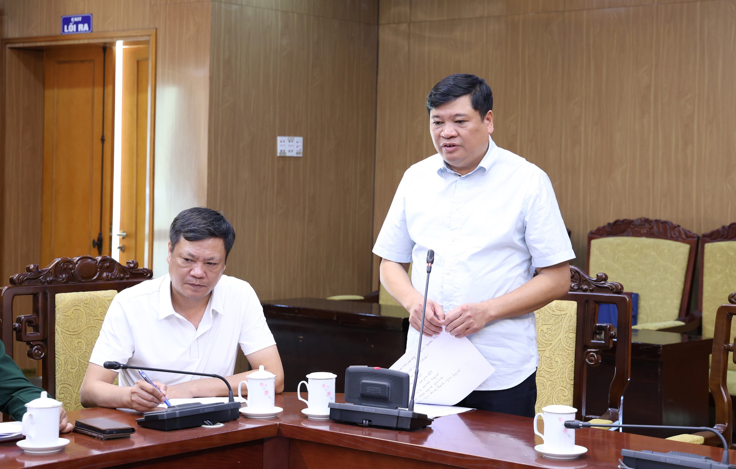 Đẩy nhanh tiến độ x&acirc;y dựng c&aacute;c trường phổ th&ocirc;ng nội tr&uacute; li&ecirc;n cấp v&ugrave;ng bi&ecirc;n Tuy&ecirc;n Quang- Ảnh 2.