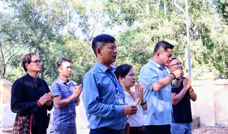 Viện Kiến tr&uacute;c Quốc gia khảo s&aacute;t nghĩa trang ng&agrave;nh Giao th&ocirc;ng vận tải ở v&ugrave;ng n&uacute;i ph&iacute;a Bắc- Ảnh 1.