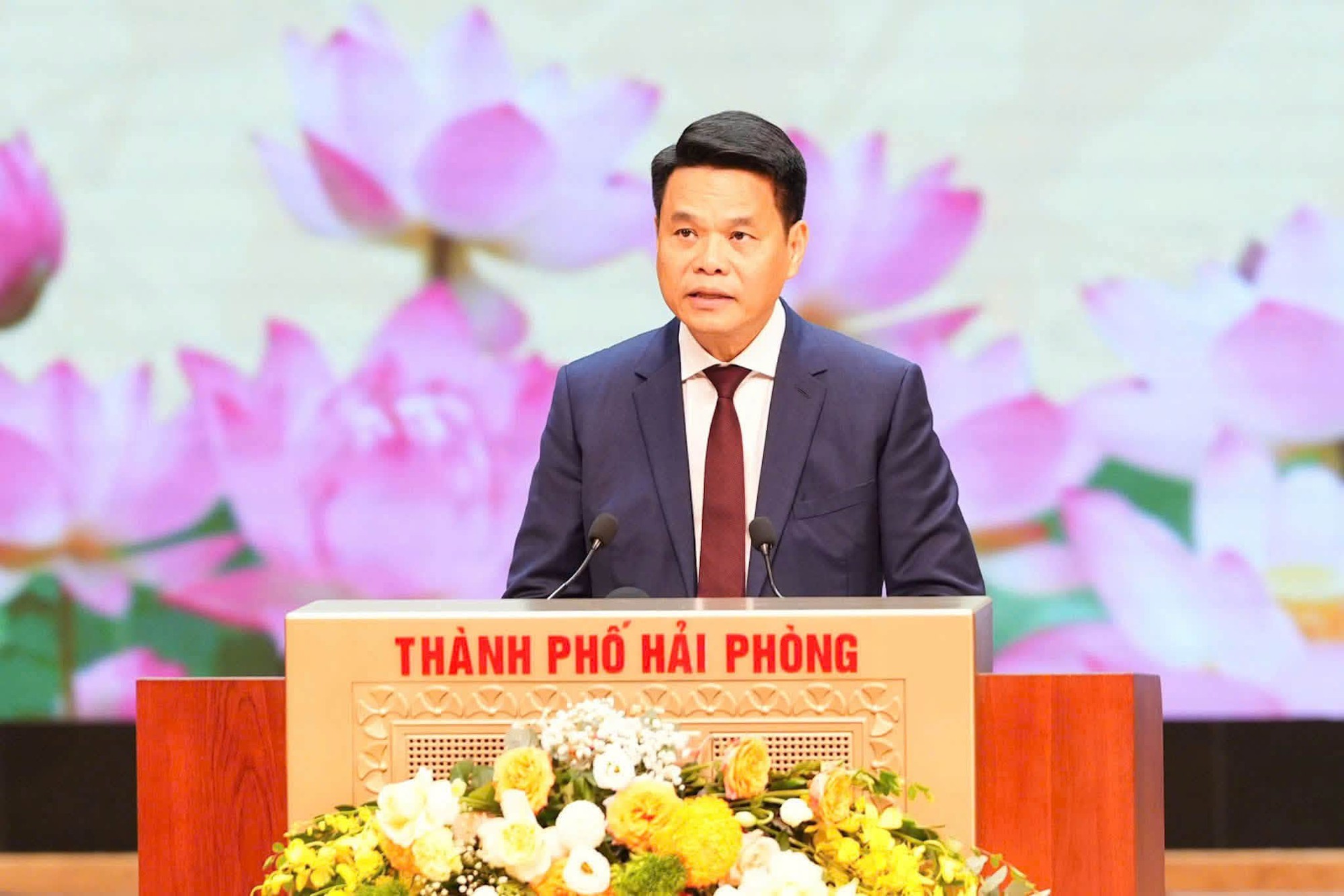 Hải Ph&ograve;ng kỷ niệm 80 năm Ng&agrave;y B&aacute;c Hồ về thăm, đ&oacute;n nhận Hu&acirc;n chương Lao động hạng Nhất - Ảnh 1.