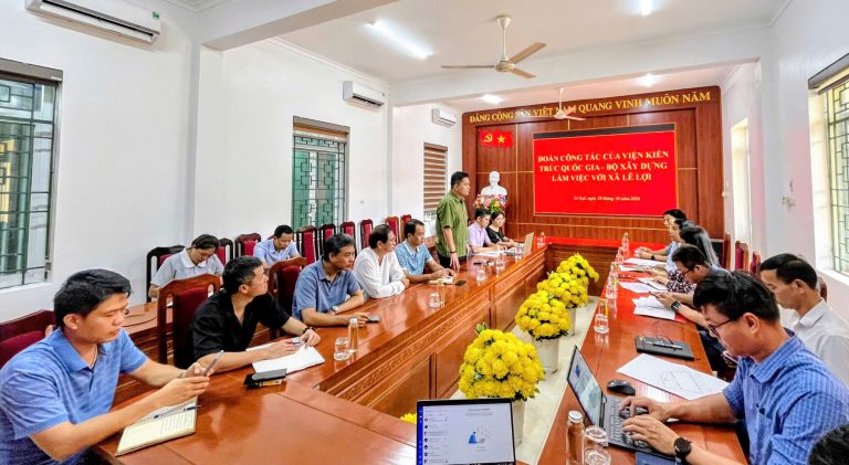 Viện Kiến tr&uacute;c Quốc gia khảo s&aacute;t nghĩa trang ng&agrave;nh Giao th&ocirc;ng vận tải ở v&ugrave;ng n&uacute;i ph&iacute;a Bắc- Ảnh 2.