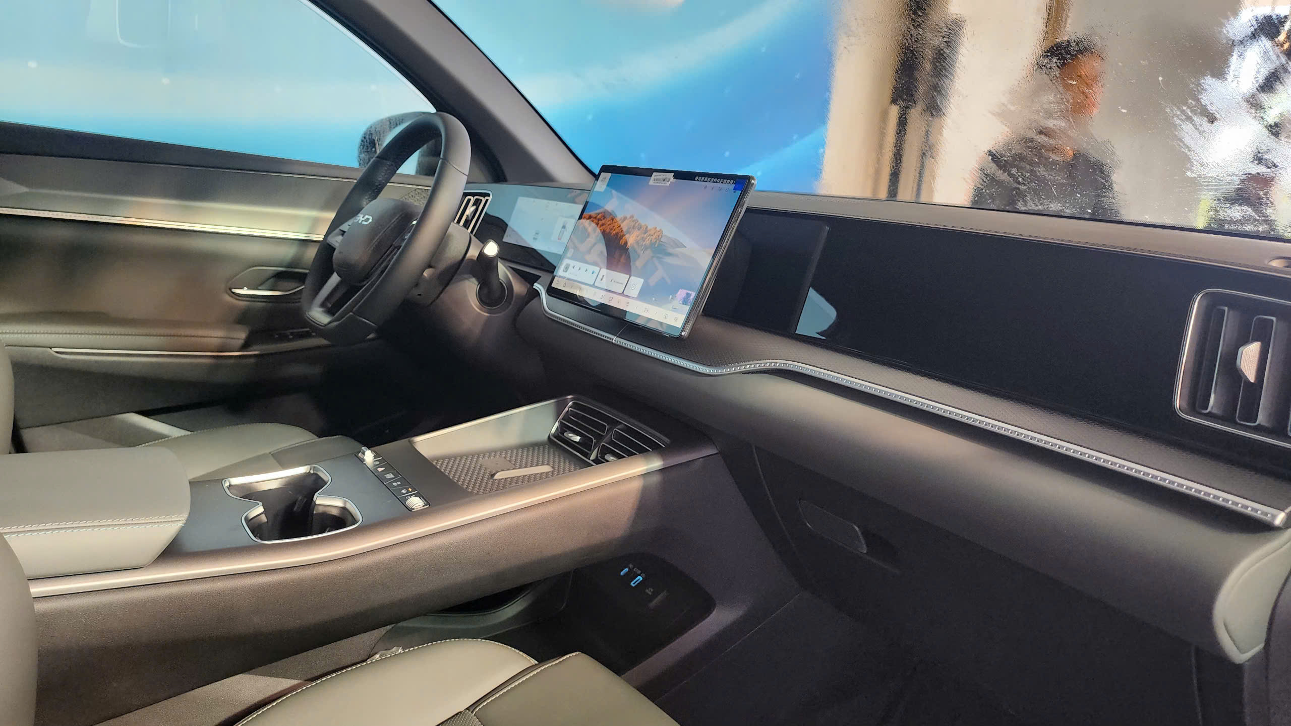 Cận cảnh Sealion 5 PHEV vừa ra mắt, giá chỉ từ 659 triệu đồng - Ảnh 13.