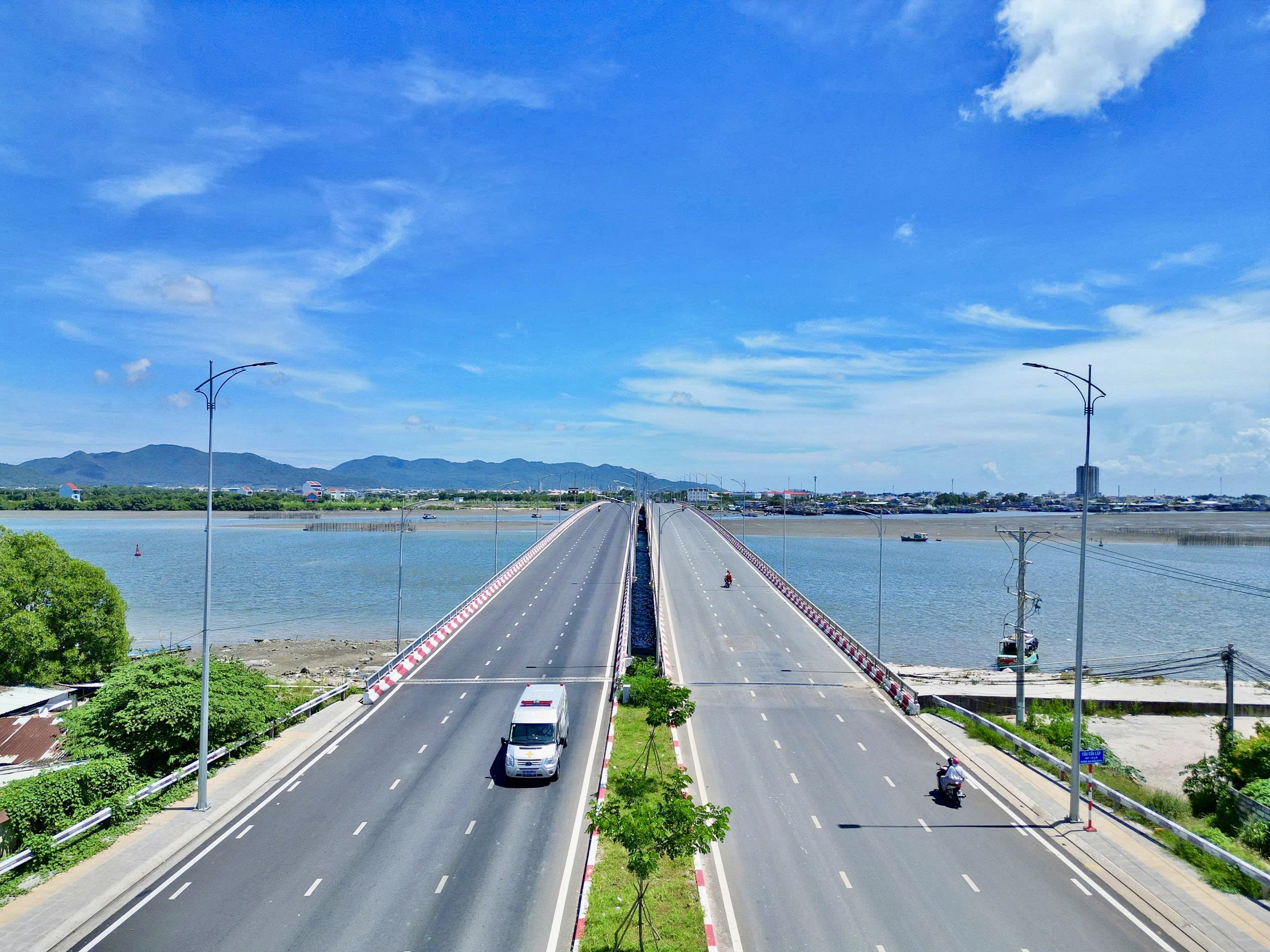 Đường hơn 6.500 tỷ đồng nối TP.HCM - L&acirc;m Đồng dần r&otilde; diện mạo, chạy đua về đ&iacute;ch năm 2027- Ảnh 16.