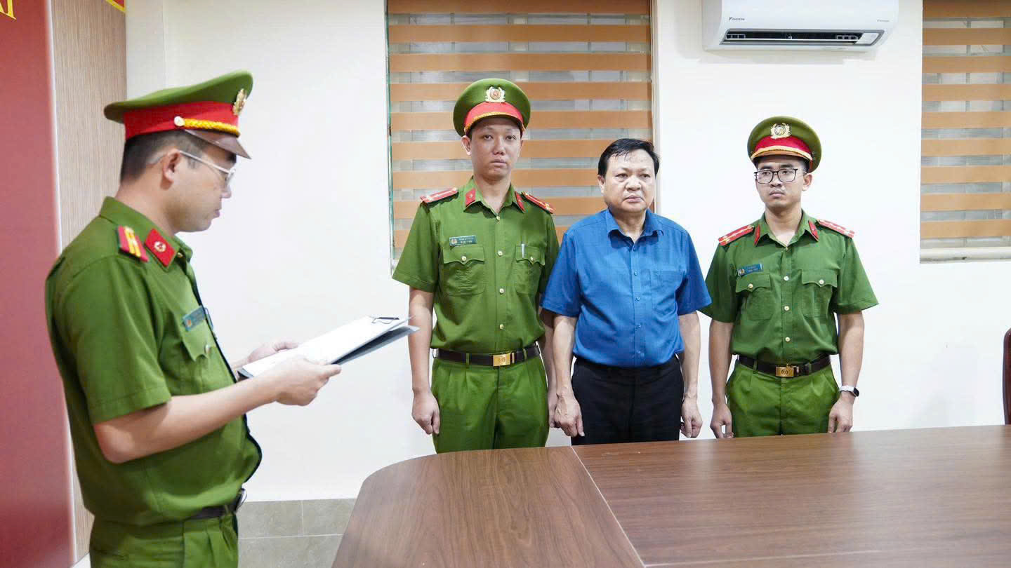 Ph&uacute; Thọ: Khởi tố B&iacute; thư Đảng ủy v&agrave; Chủ tịch UBND x&atilde; Hợp Kim- Ảnh 1.