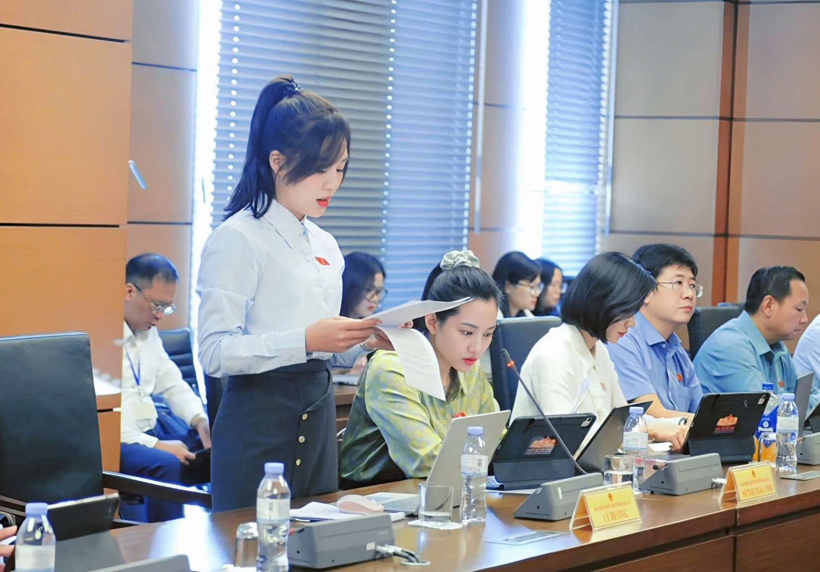 ĐBQH: Bảo đảm các chính sách ưu tiên về nhà ở đến đúng đối tượng - Ảnh 1.