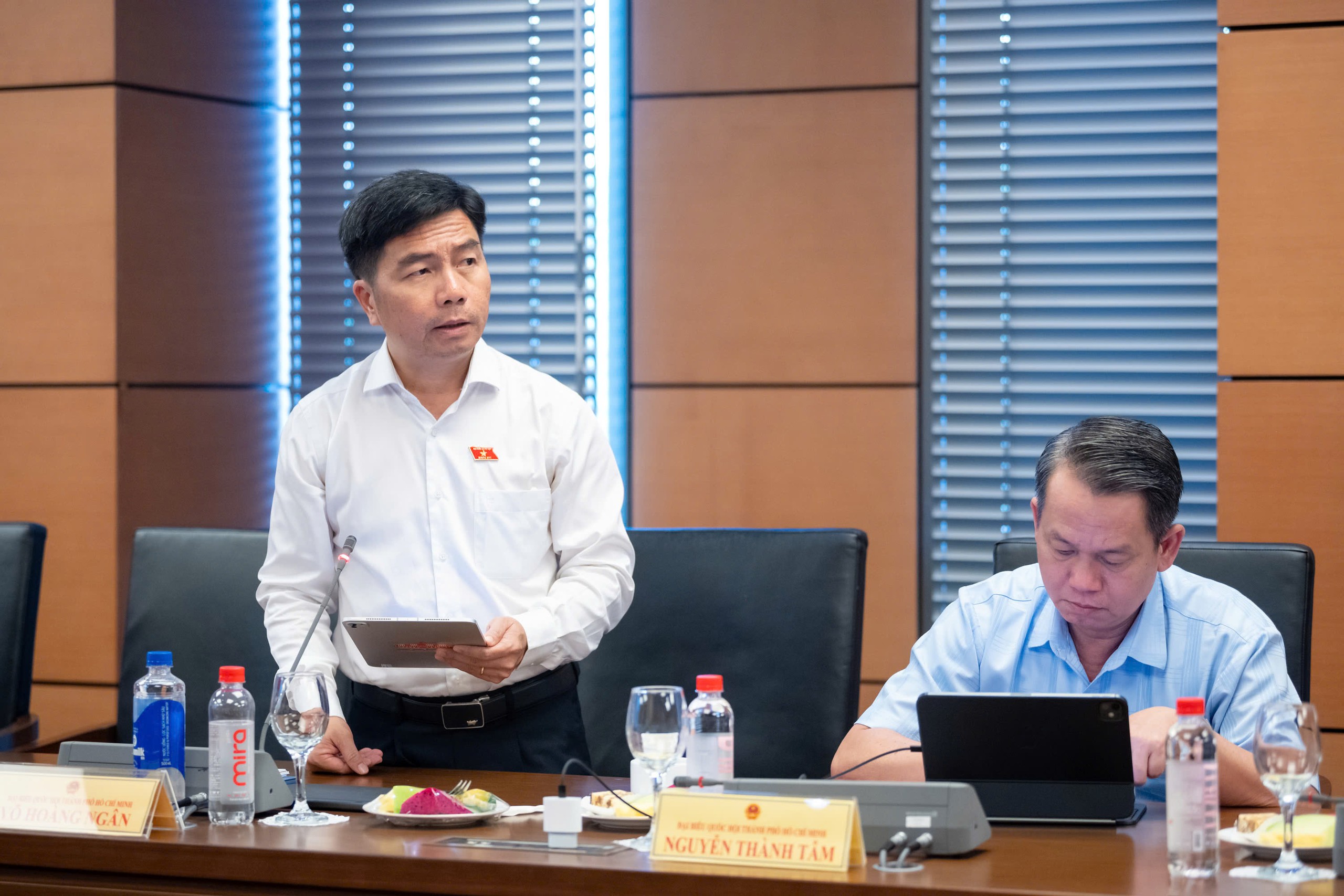 Gỡ vướng chuyển nhượng dự &aacute;n bất động sản, tr&aacute;nh l&atilde;ng ph&iacute; nguồn lực - Ảnh 1.