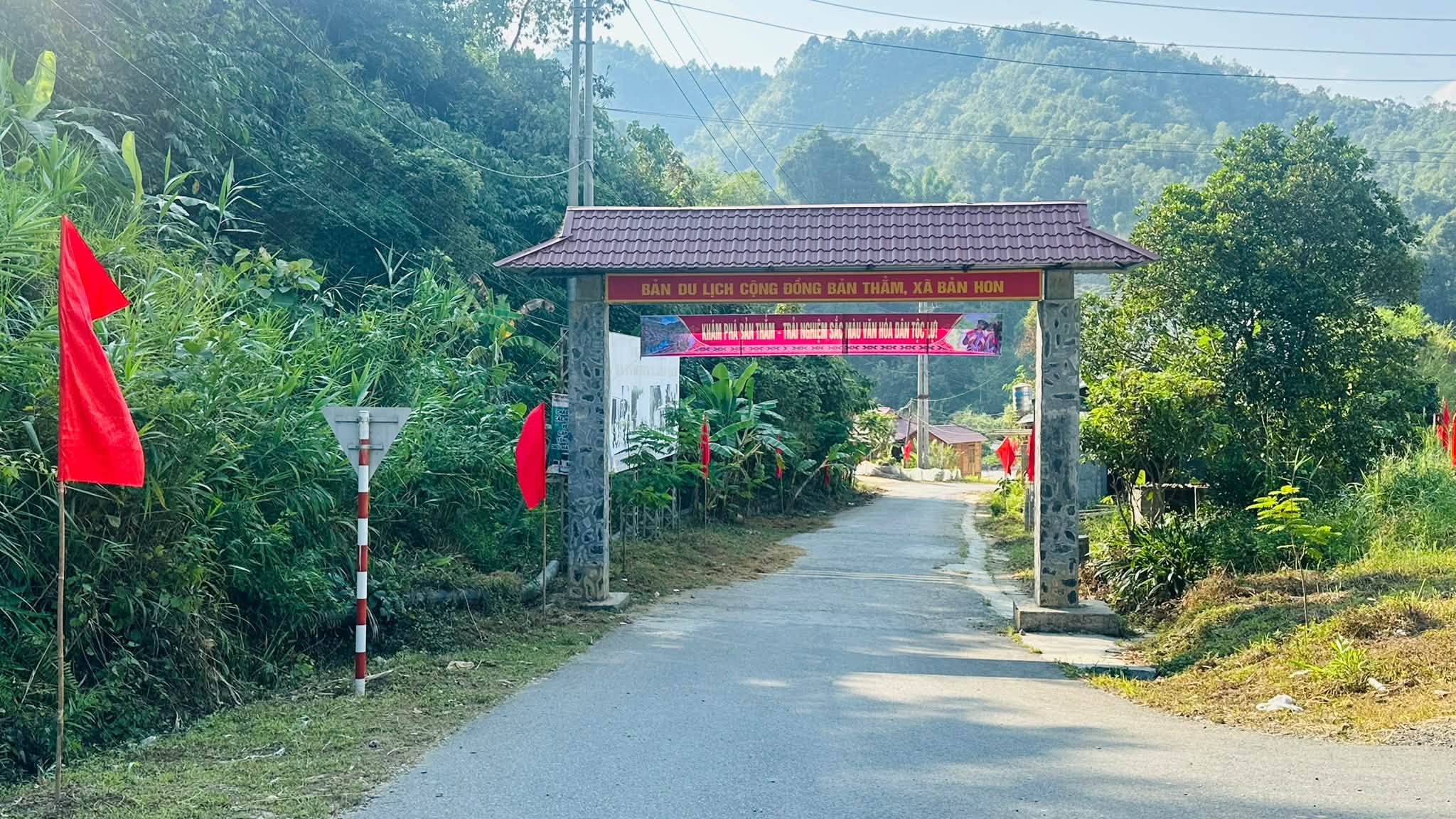 Nông thôn mới Lai Châu- tạo đột phá trong giai đoạn phát triển mới. - Ảnh 5.