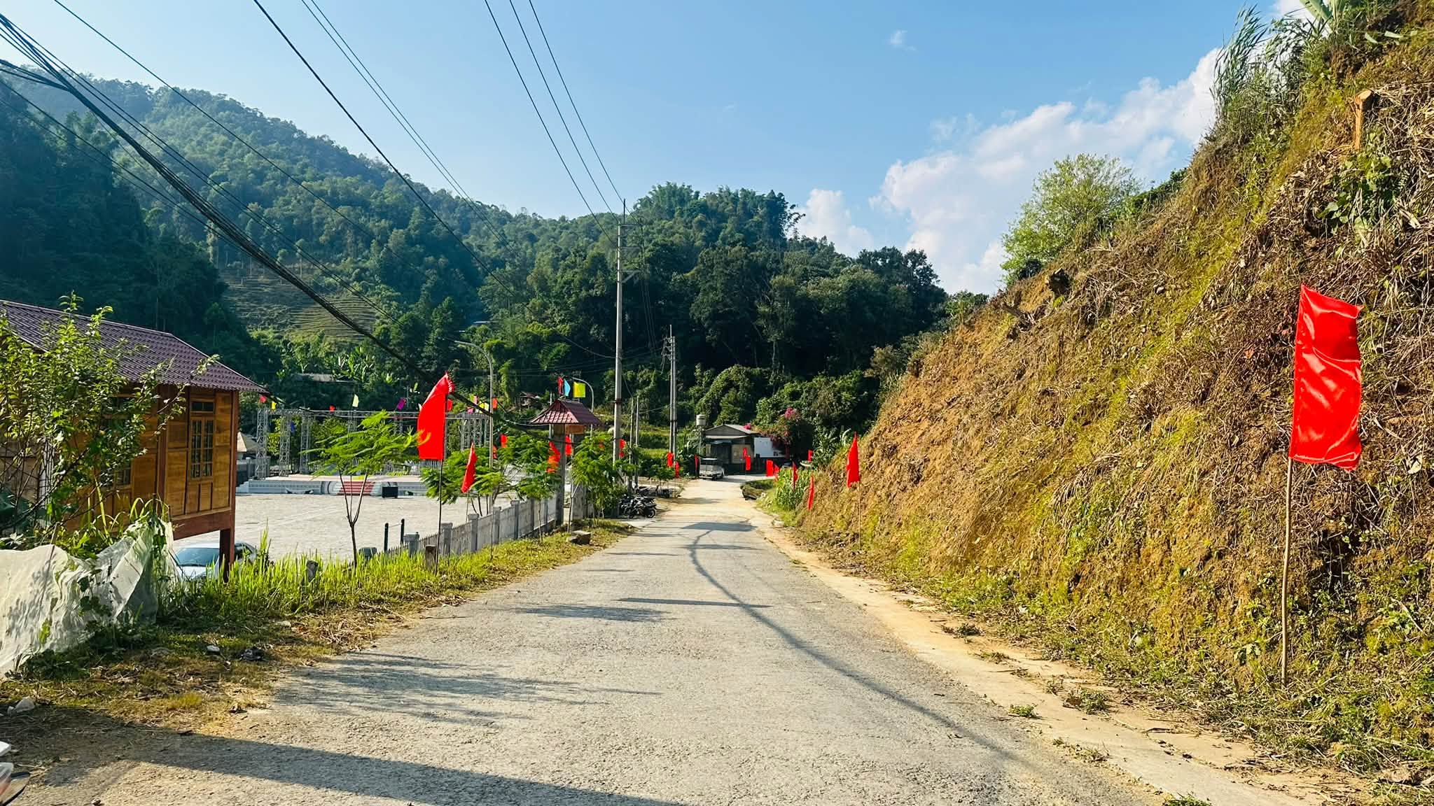 Nông thôn mới Lai Châu- tạo đột phá trong giai đoạn phát triển mới. - Ảnh 1.