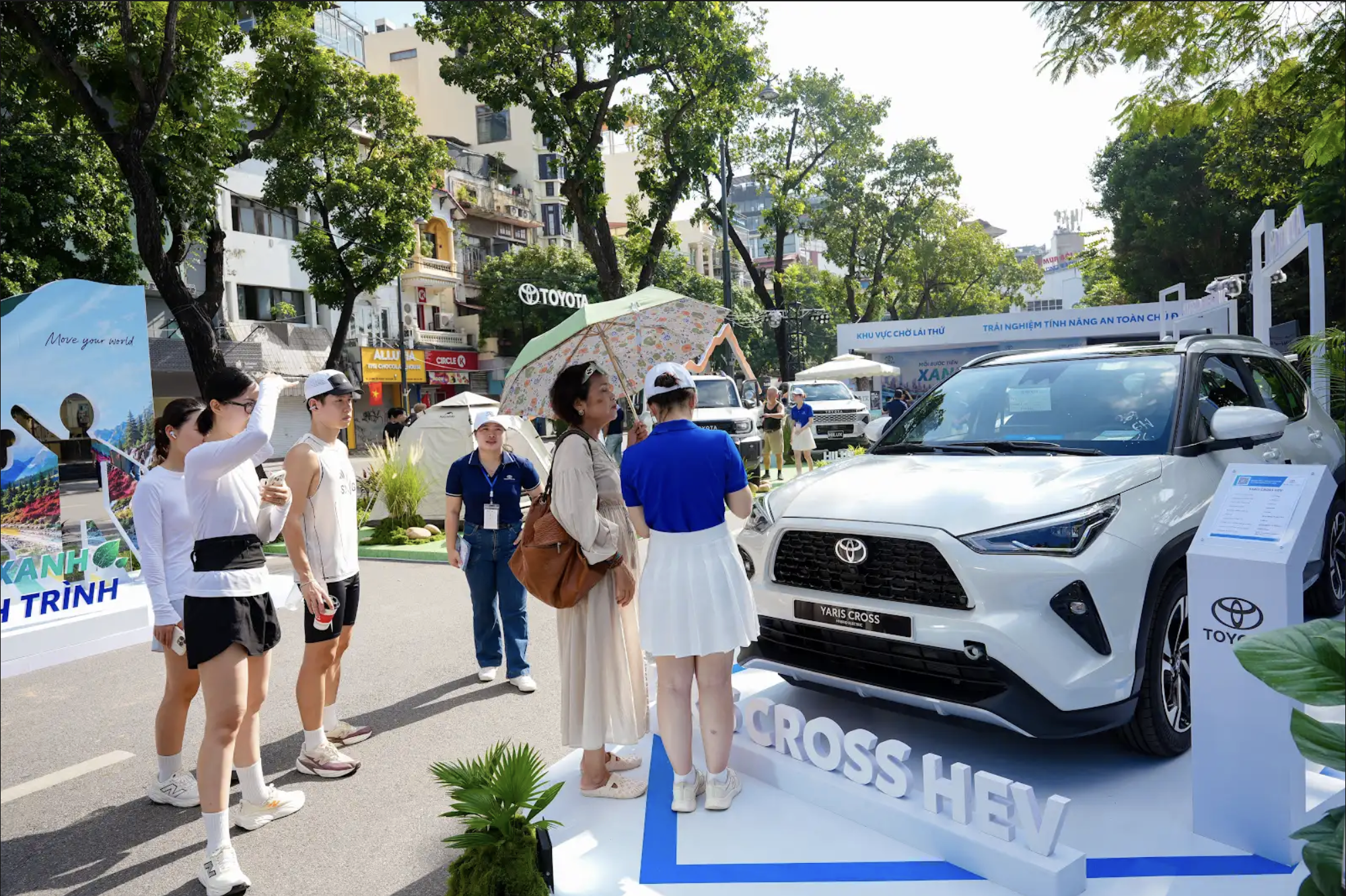 Toyota Yaris Cross Hybrid v&agrave; b&agrave;i to&aacute;n mua xe tiết kiệm chi ph&iacute; dịp cuối năm- Ảnh 2.