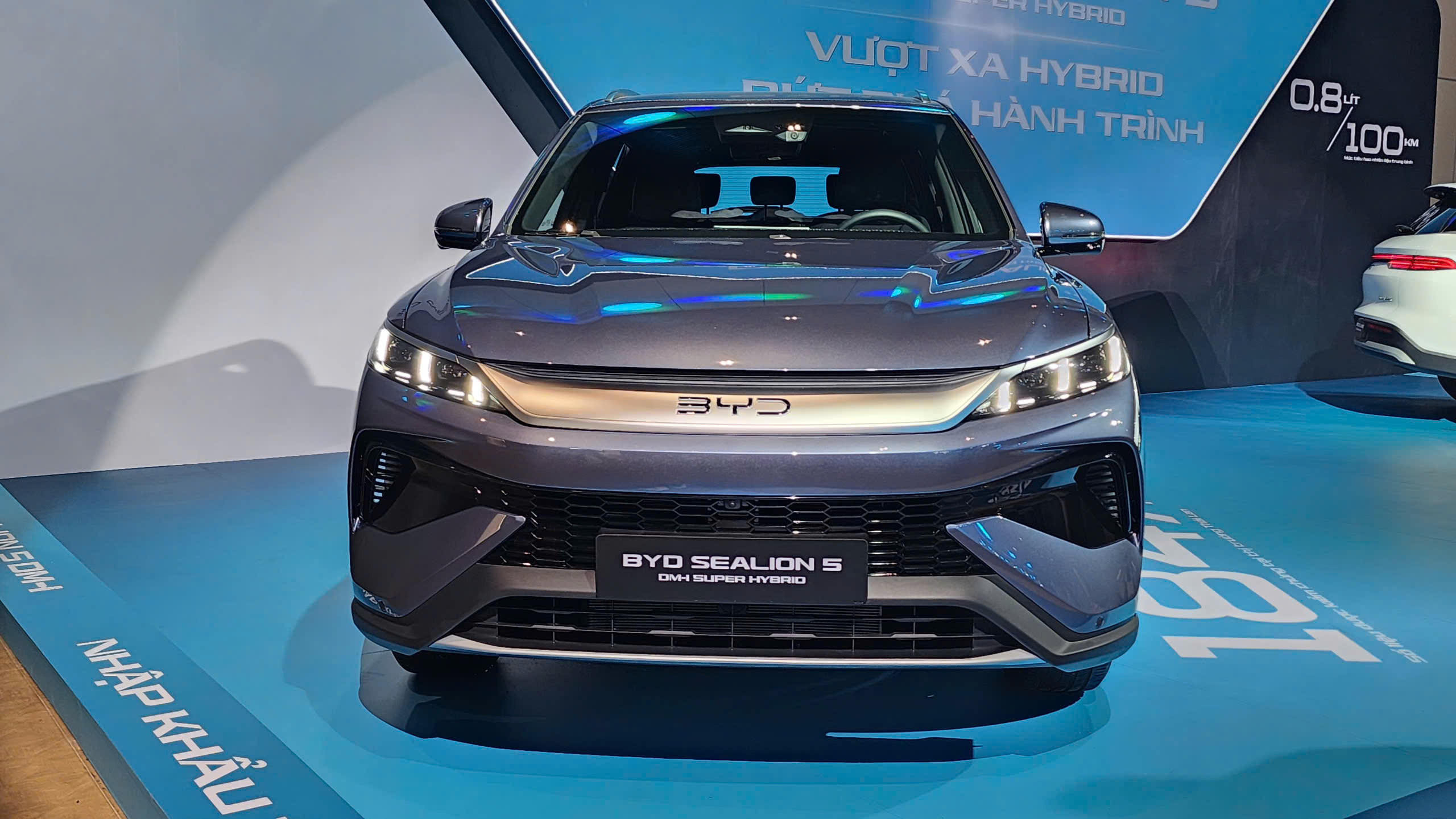 Muốn mua xe PHEV, chọn Geely EX5 hay BYD Sealion 5 - Ảnh 1.