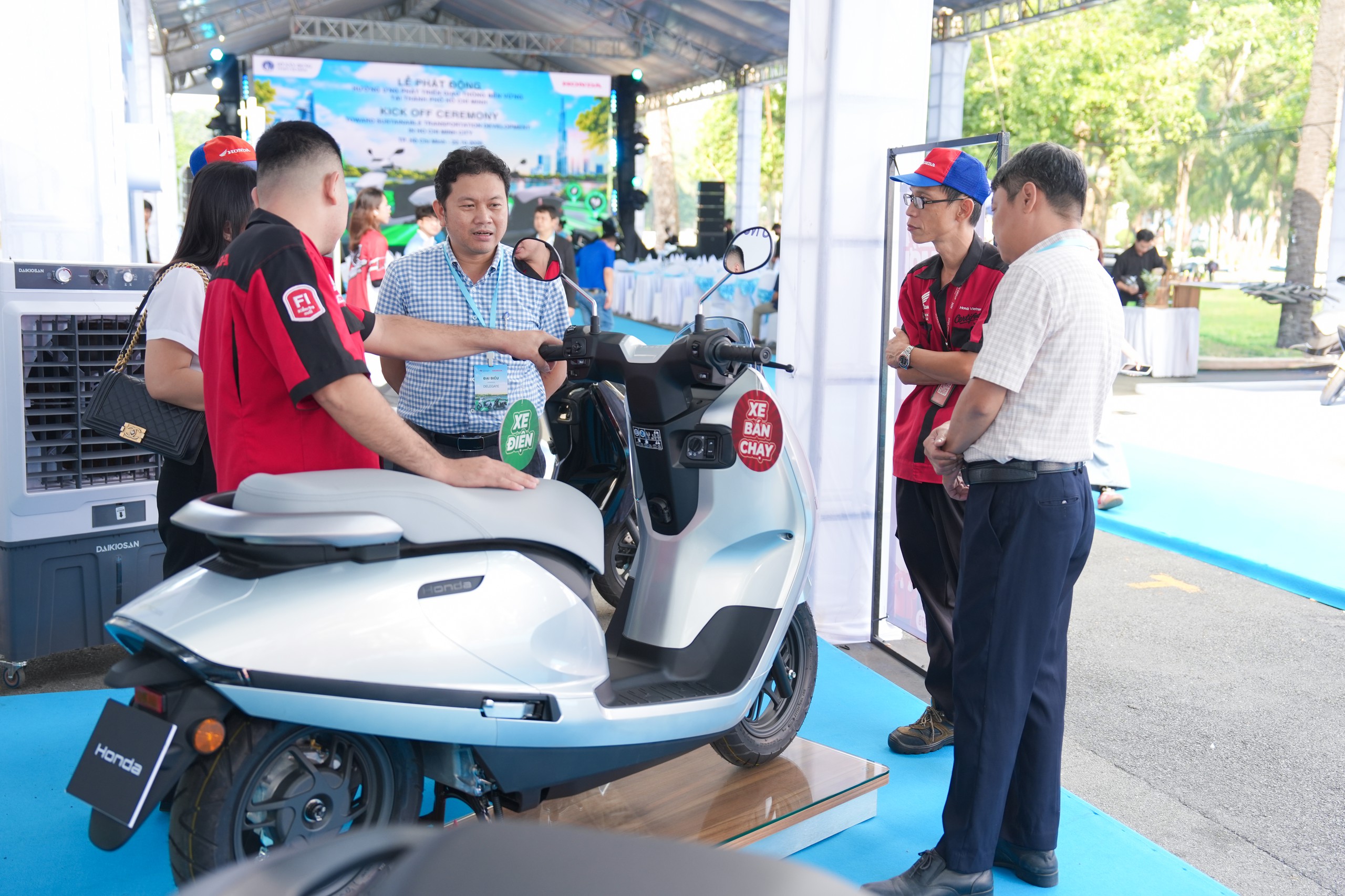 TP.HCM ph&aacute;t động hưởng ứng ph&aacute;t triển giao th&ocirc;ng bền vững - Ảnh 3.