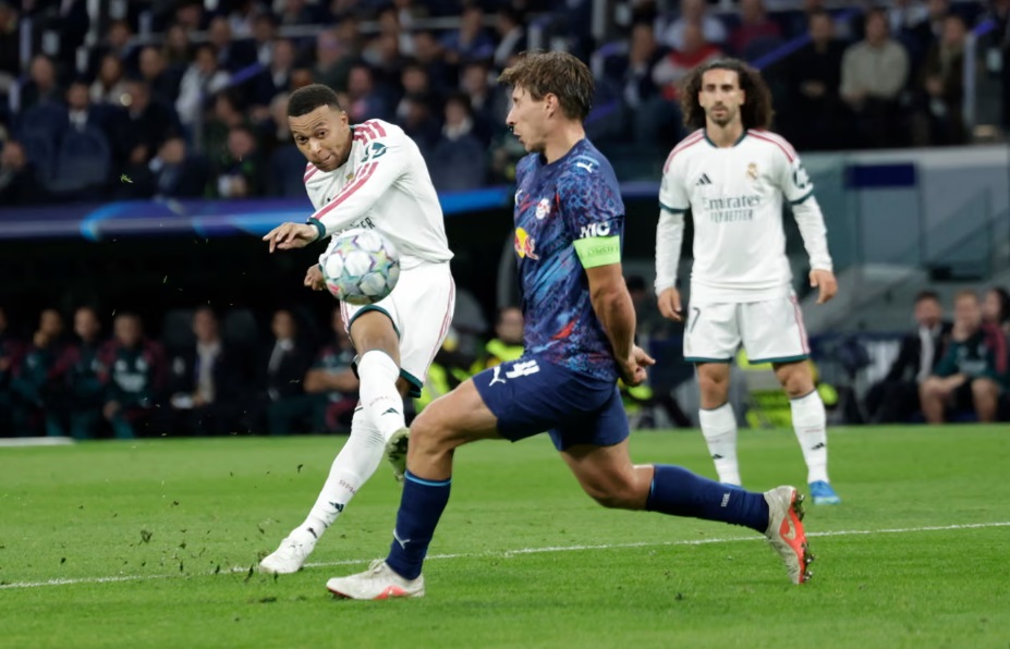 Champions League: Real Madrid đại thắng, MU thảm bại trước Como- Ảnh 1.