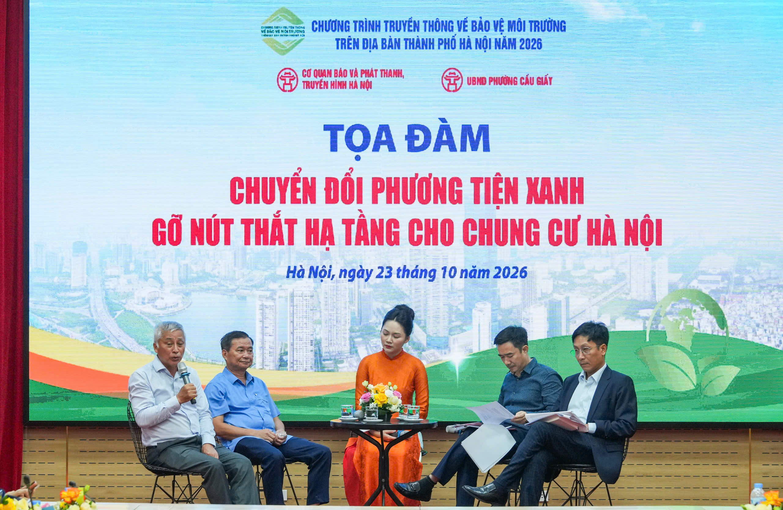 Chuyển đổi xe điện tại chung cư H&agrave; Nội: Gỡ n&uacute;t thắt hạ tầng, bảo đảm an to&agrave;n- Ảnh 1.