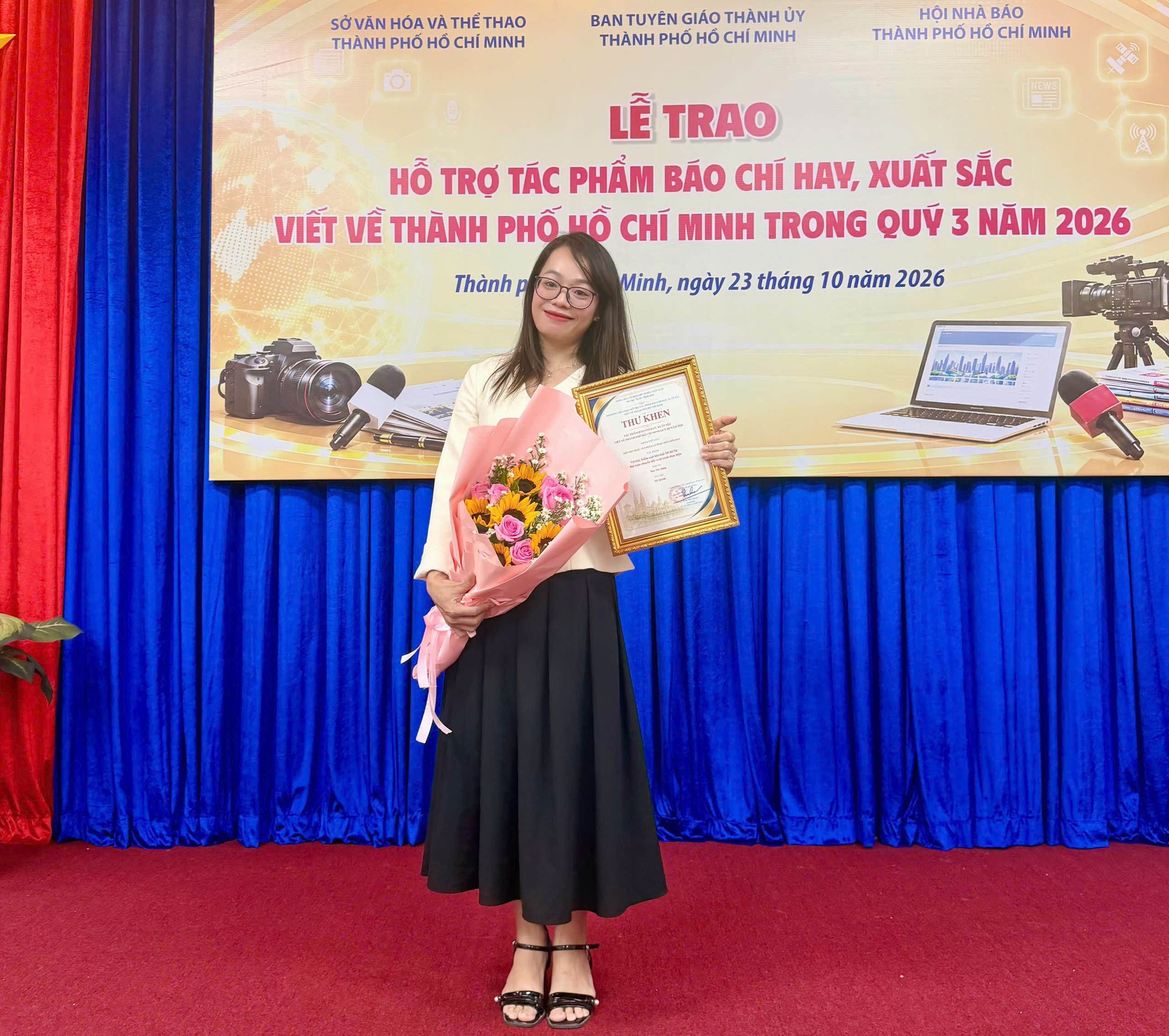 Vệt bài kiểm soát khí thải TP.HCM của Báo Xây dựng được trao Thư khen- Ảnh 5.