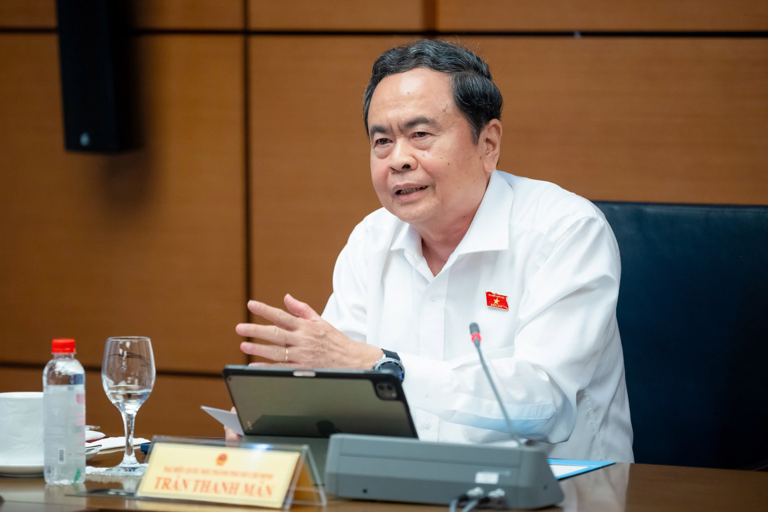 Chủ tịch Quốc hội: Ngoại lệ kh&ocirc;ng thể trở th&agrave;nh th&ocirc;ng lệ trong x&acirc;y dựng ph&aacute;p luật- Ảnh 1.