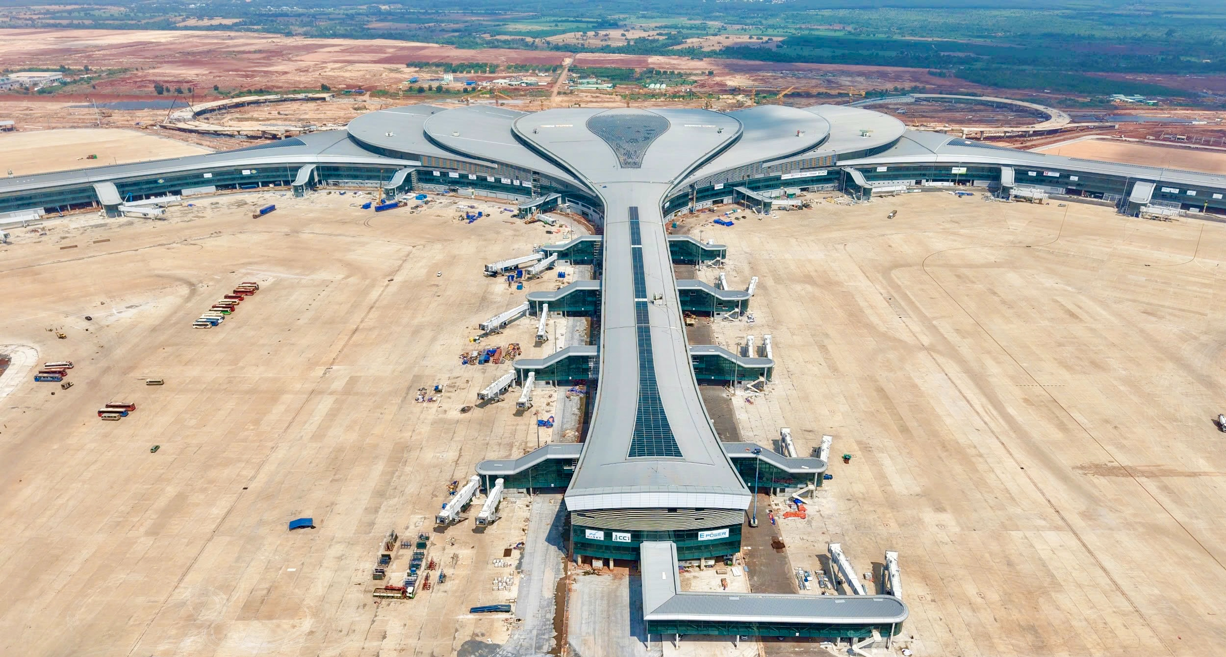 S&acirc;n bay Long Th&agrave;nh chuẩn bị vận h&agrave;nh: Gắn an to&agrave;n h&agrave;ng kh&ocirc;ng với tr&aacute;ch nhiệm địa phương- Ảnh 1.
