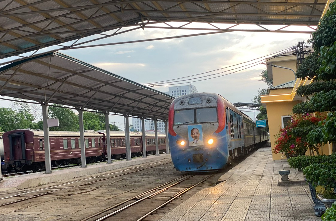 Hành khách du lịch Nam Ninh năm 2027 có thể mua vé tàu liên vận sớm, giá 1.001.000 đồng - Ảnh 1.