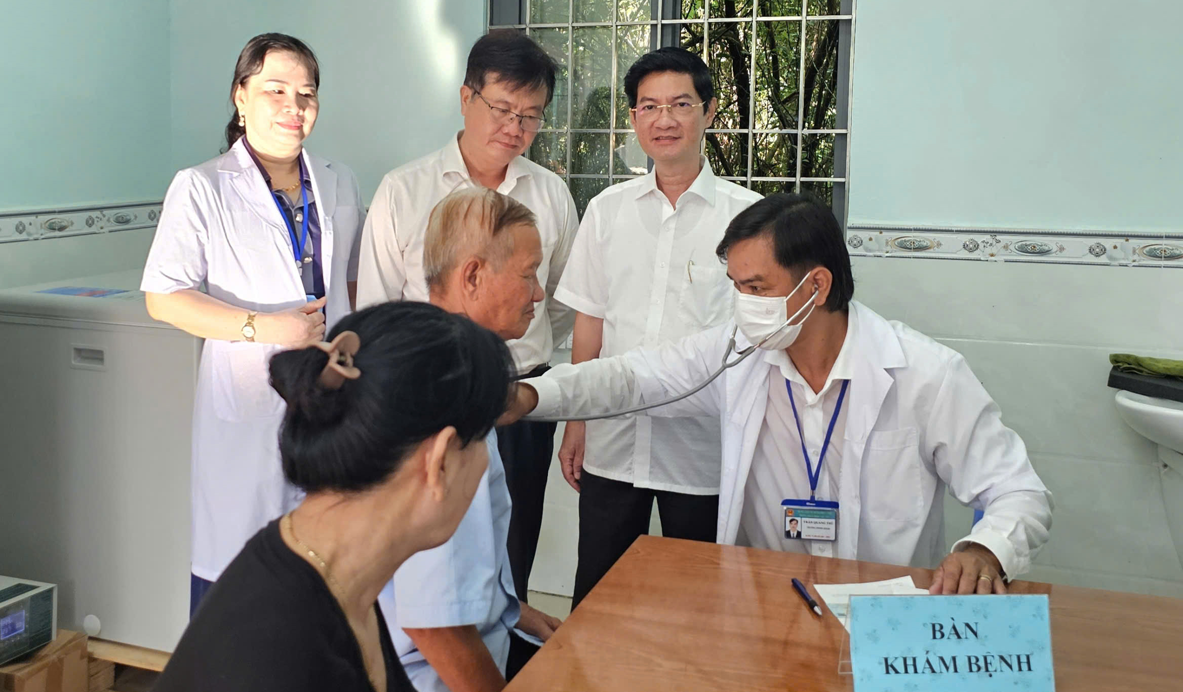 Cà Mau khám sức khỏe cho hơn 2,5 triệu lượt người- Ảnh 2.