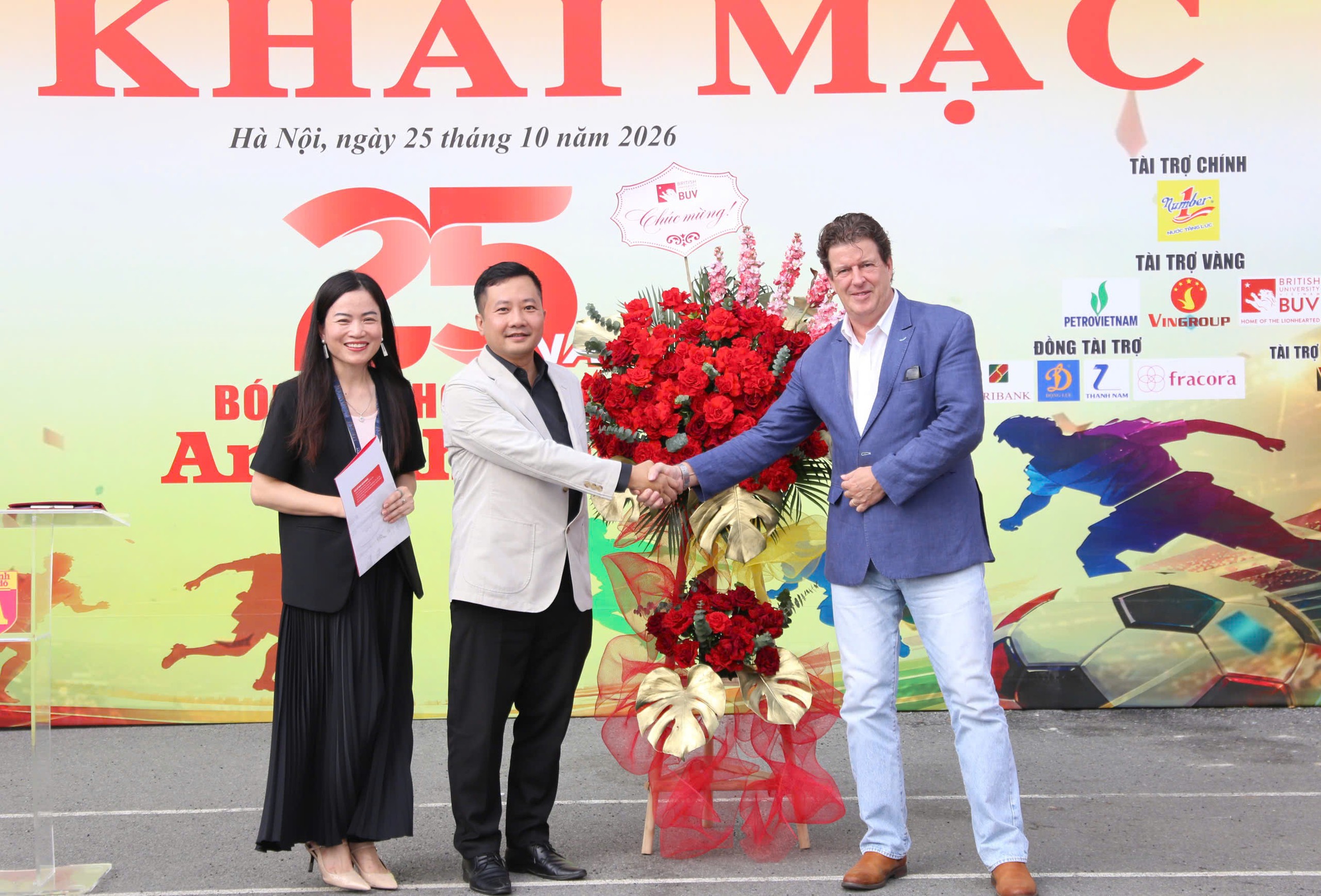 Khai mạc Giải bóng đá học sinh THPT Hà Nội với kỷ lục 130 đội bóng tham dự- Ảnh 7.