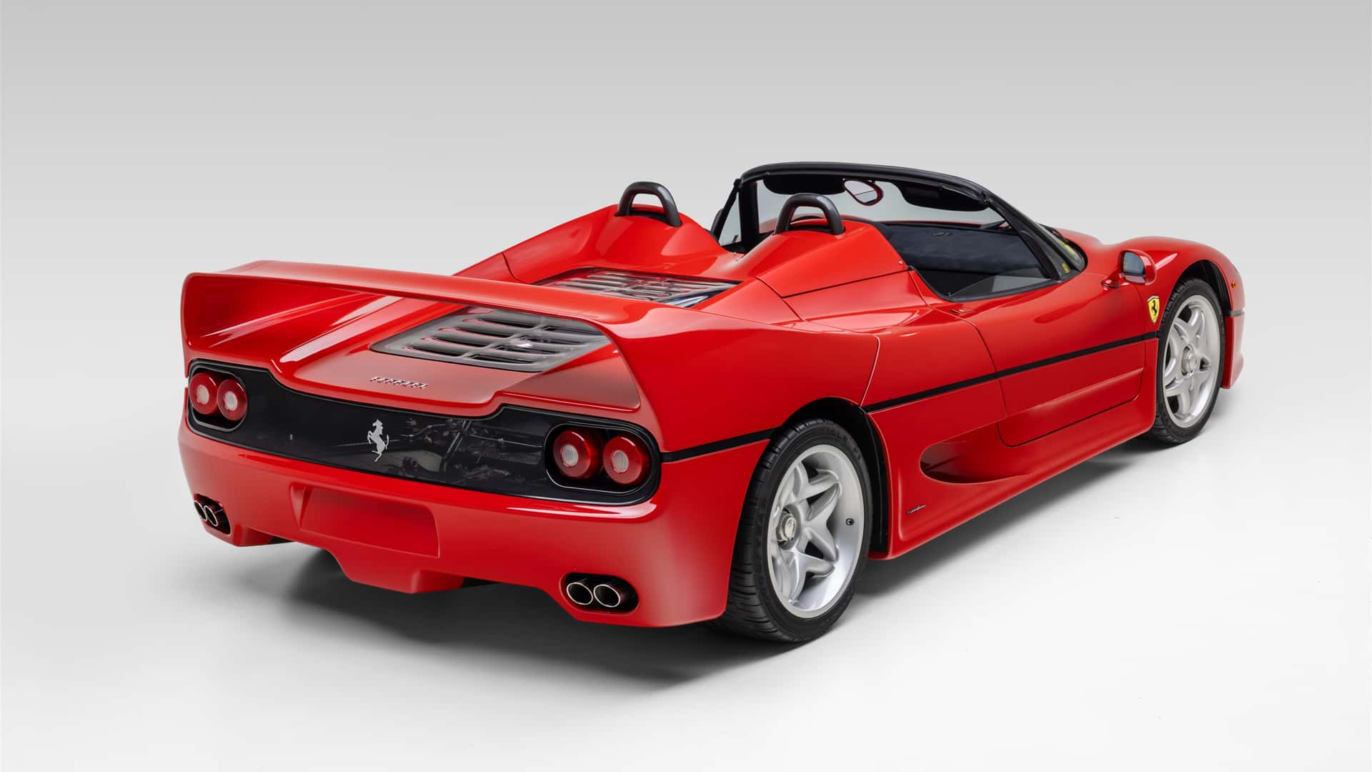 Ferrari F50 chạy 171 km sau gần 30 năm, giá hơn 20 triệu USD - Ảnh 5.
