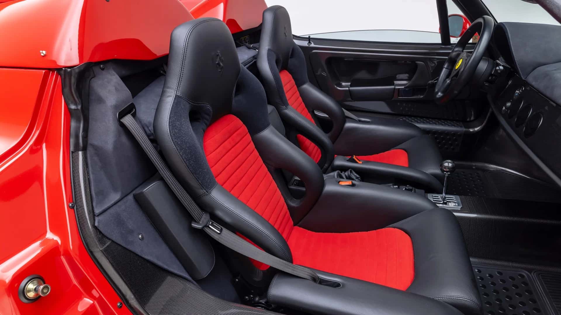 Ferrari F50 chạy 171 km sau gần 30 năm, giá hơn 20 triệu USD - Ảnh 6.