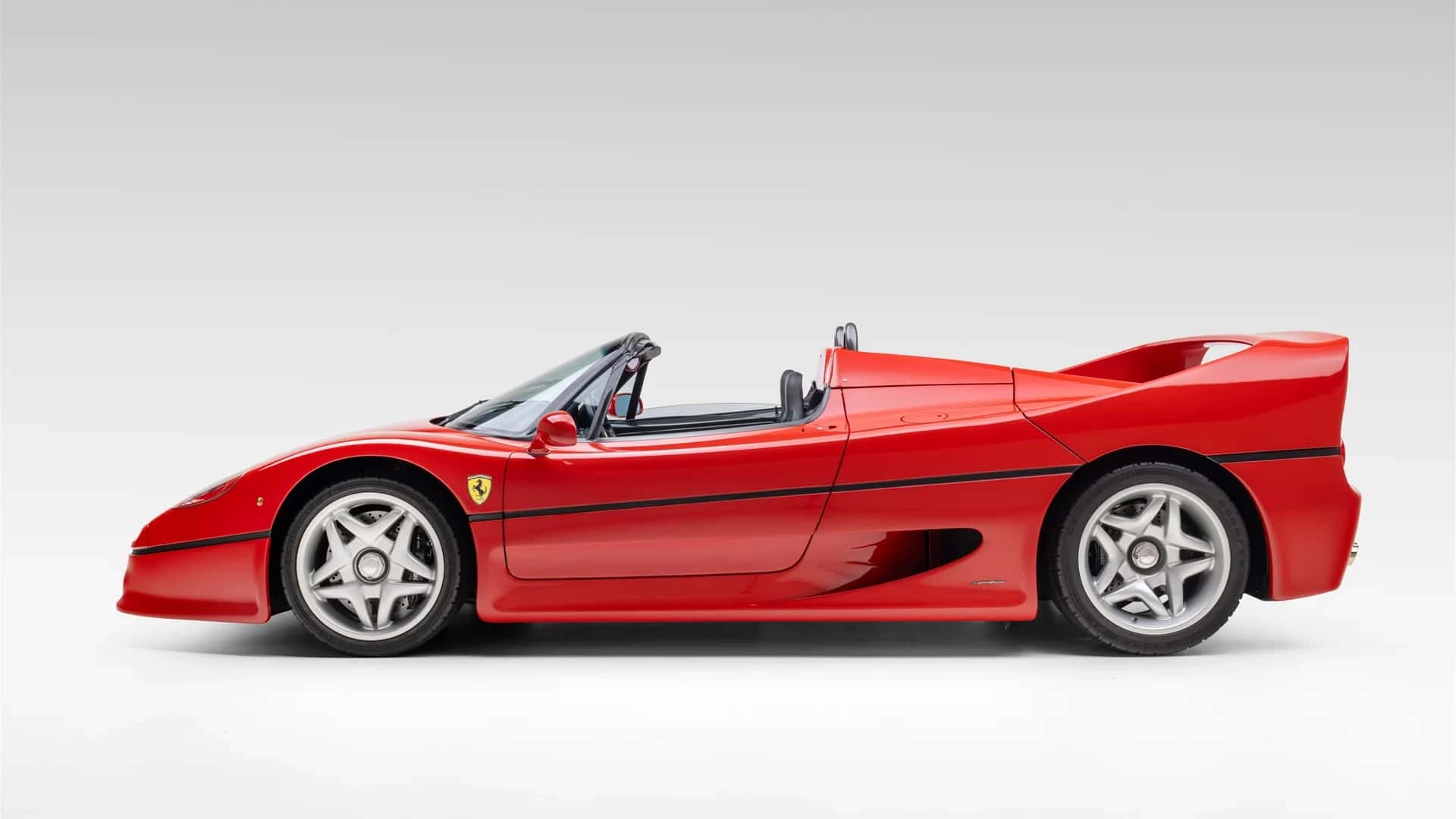 Ferrari F50 chạy 171 km sau gần 30 năm, giá hơn 20 triệu USD - Ảnh 3.
