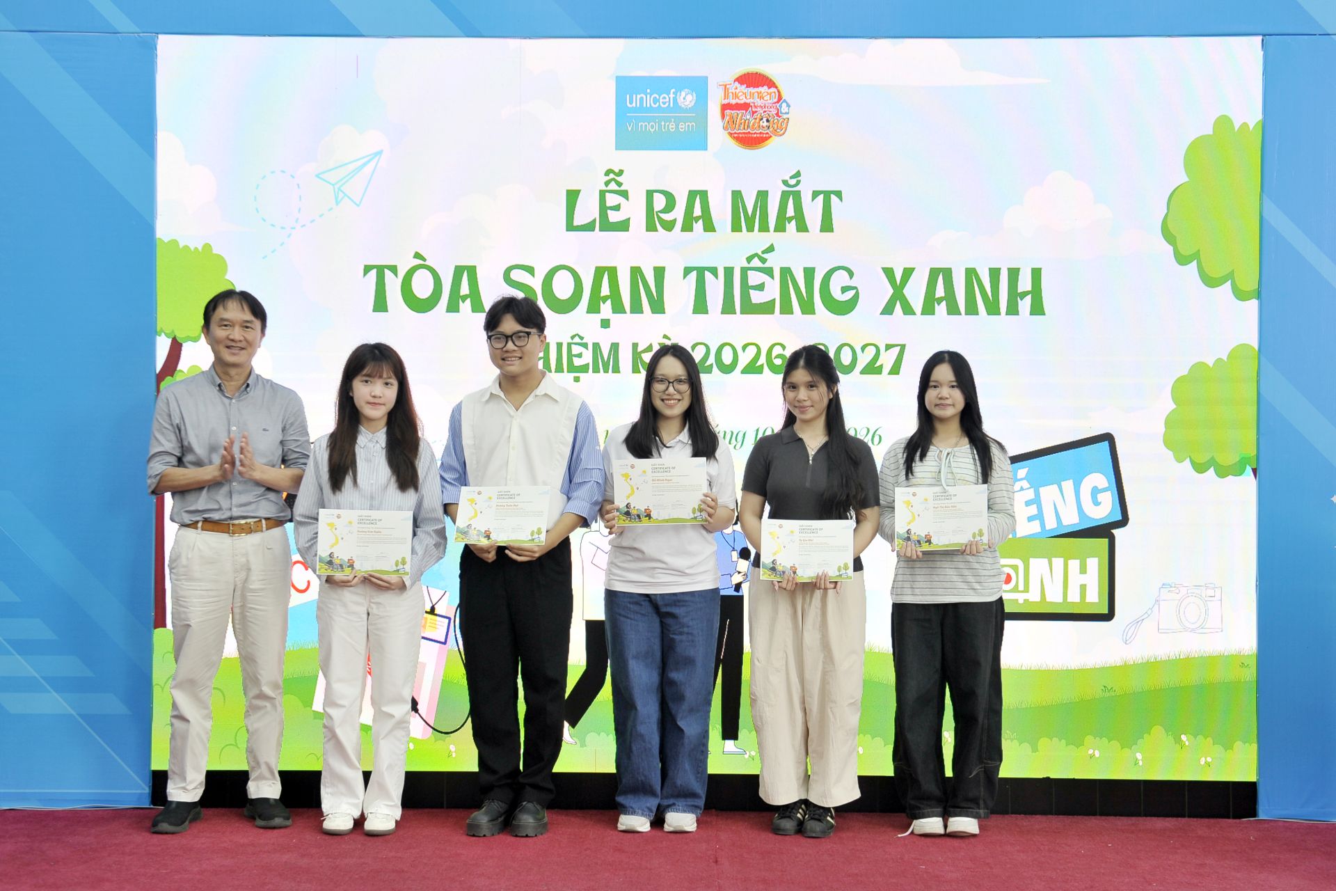 T&ograve;a soạn Tiếng Xanh: &Yacute; tưởng xanh, tiếng n&oacute;i xanh - Ảnh 8.