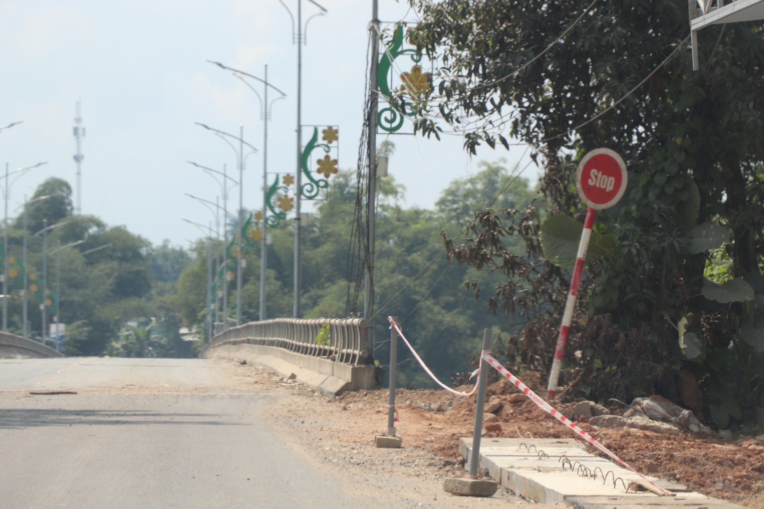 Diện mạo dự &aacute;n QL14E qua Đ&agrave; Nẵng hơn 1.800 tỷ đồng trước ng&agrave;y kết th&uacute;c thời hạn thi c&ocirc;ng- Ảnh 8.